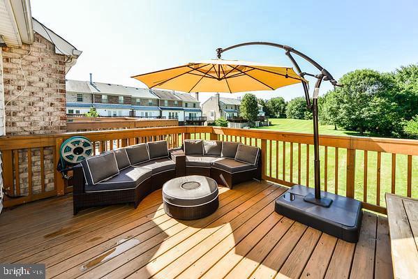 MIRROR RIDGE - Residential Lease