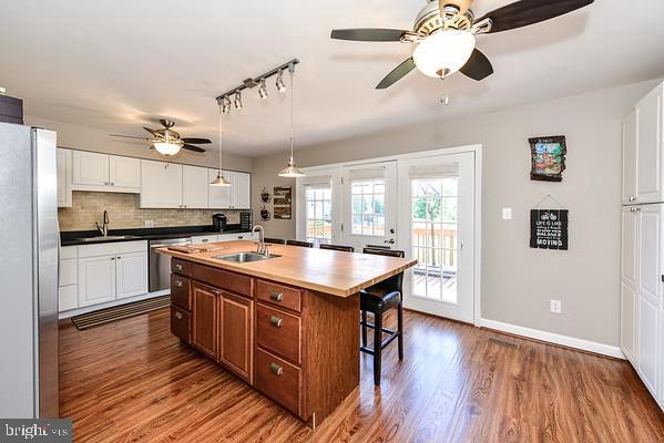 MIRROR RIDGE - Residential Lease