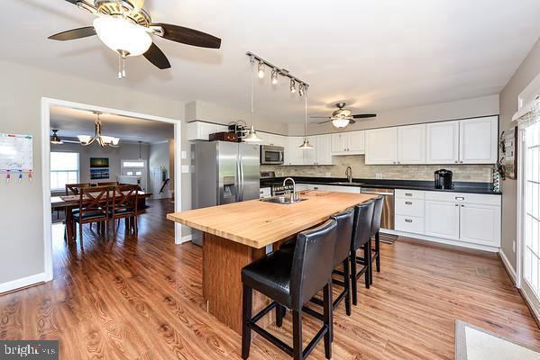 MIRROR RIDGE - Residential Lease