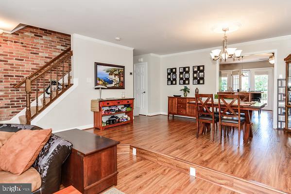 MIRROR RIDGE - Residential Lease