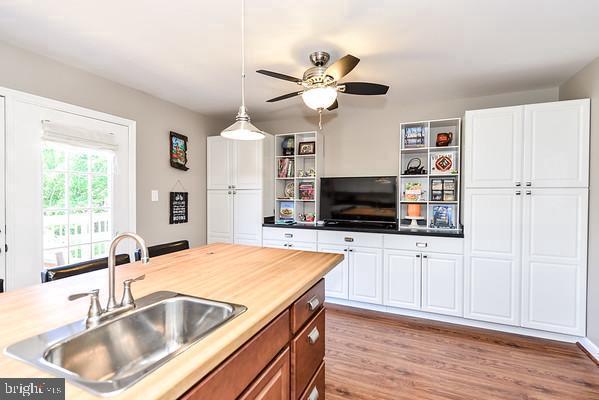 MIRROR RIDGE - Residential Lease