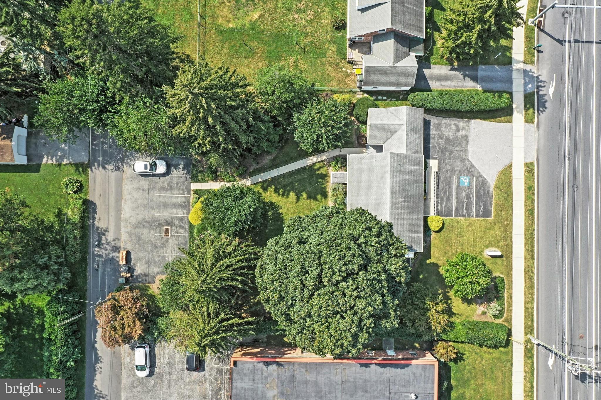 EAST YORK - Commercial Sale