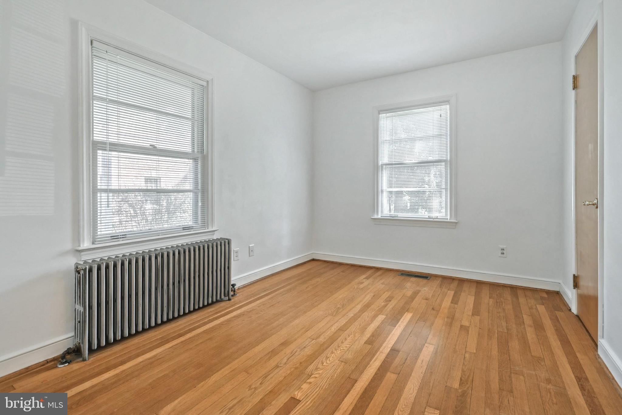 EAST YORK - Commercial Sale