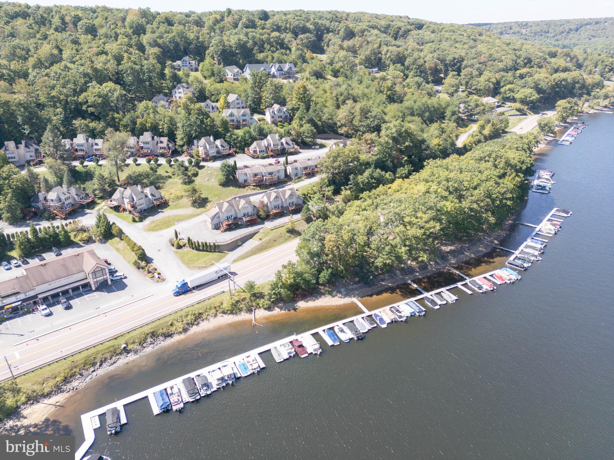 TRADERS LANDING - Residential