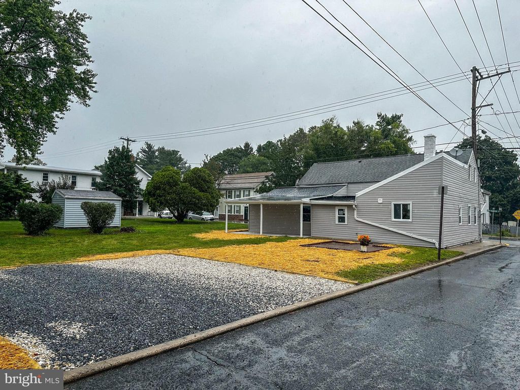 Photo of 202 W Donegal Street, Mount Joy, PA 17552 (MLS # PALA2041112)