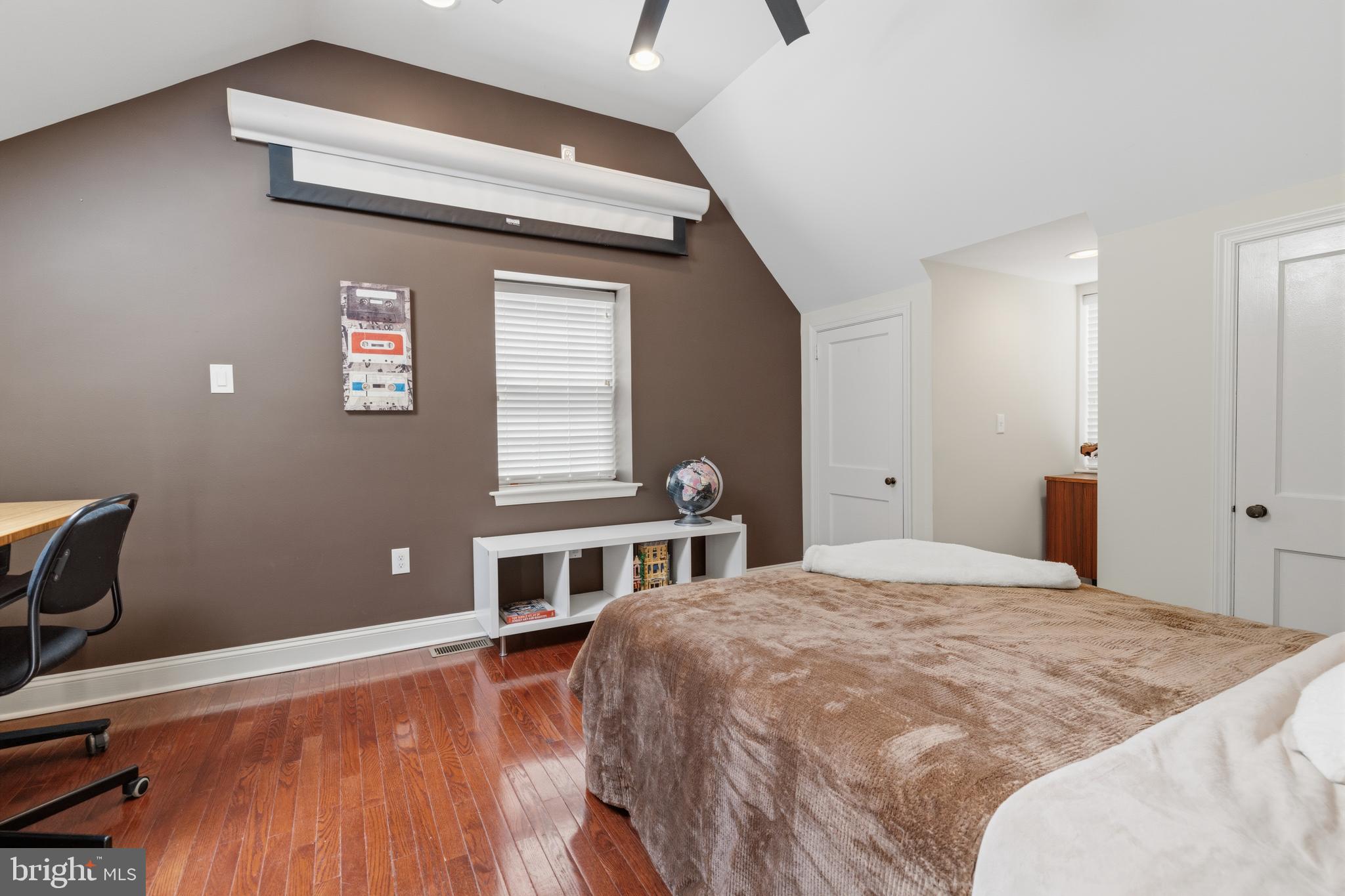 HIGHLAND FARMS - Residential