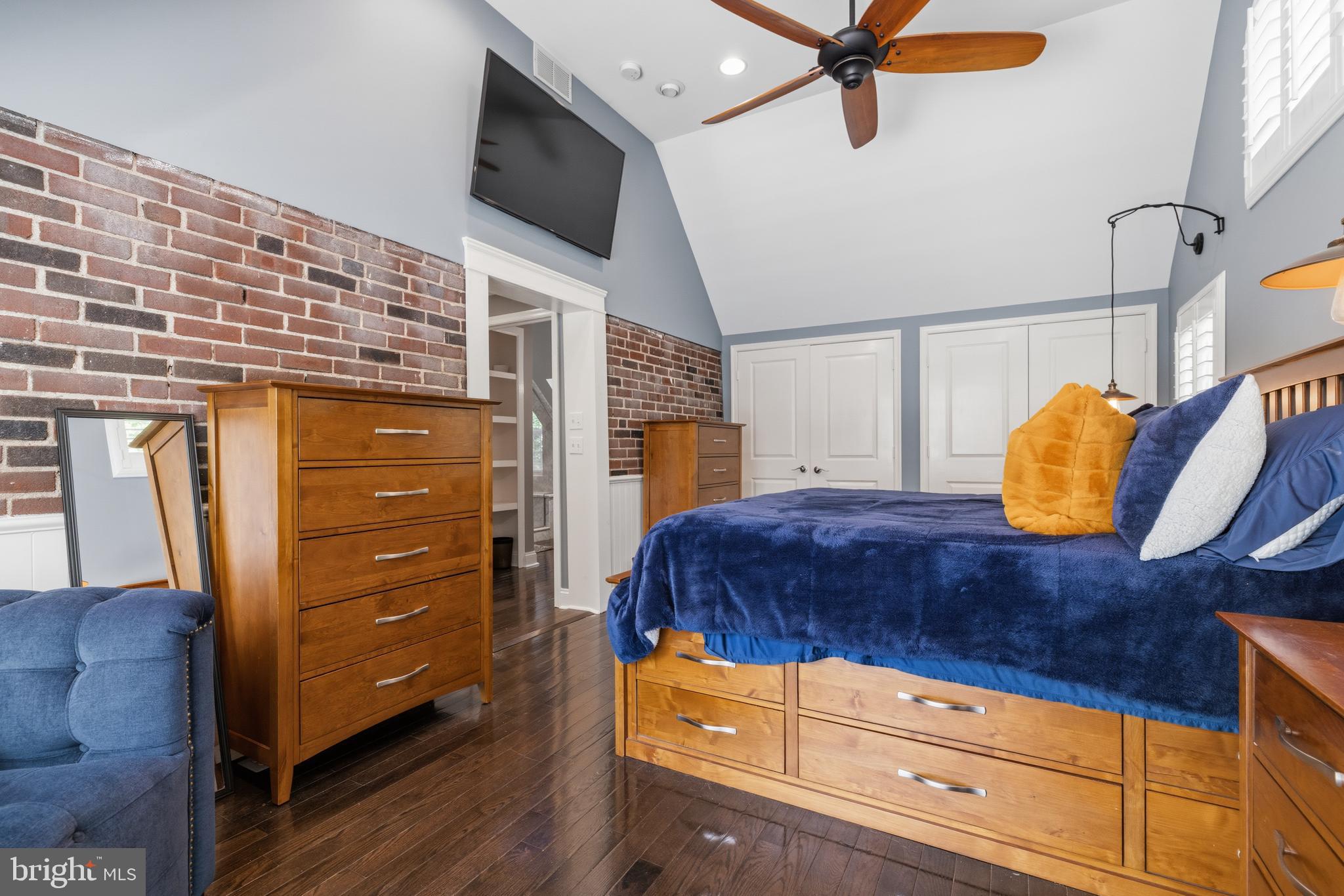 HIGHLAND FARMS - Residential