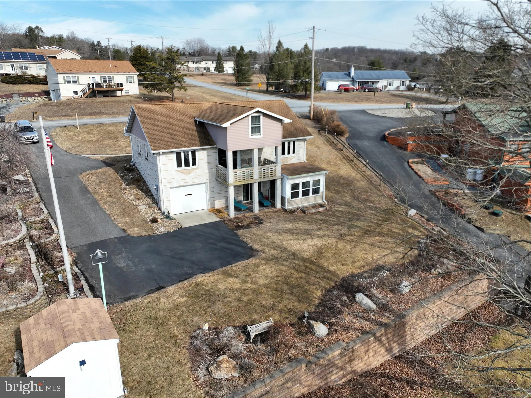 Auburn, Pennsylvania 17922, United States, 3 Bedrooms Bedrooms, ,1 BathroomBathrooms,Residential,Pending,78794