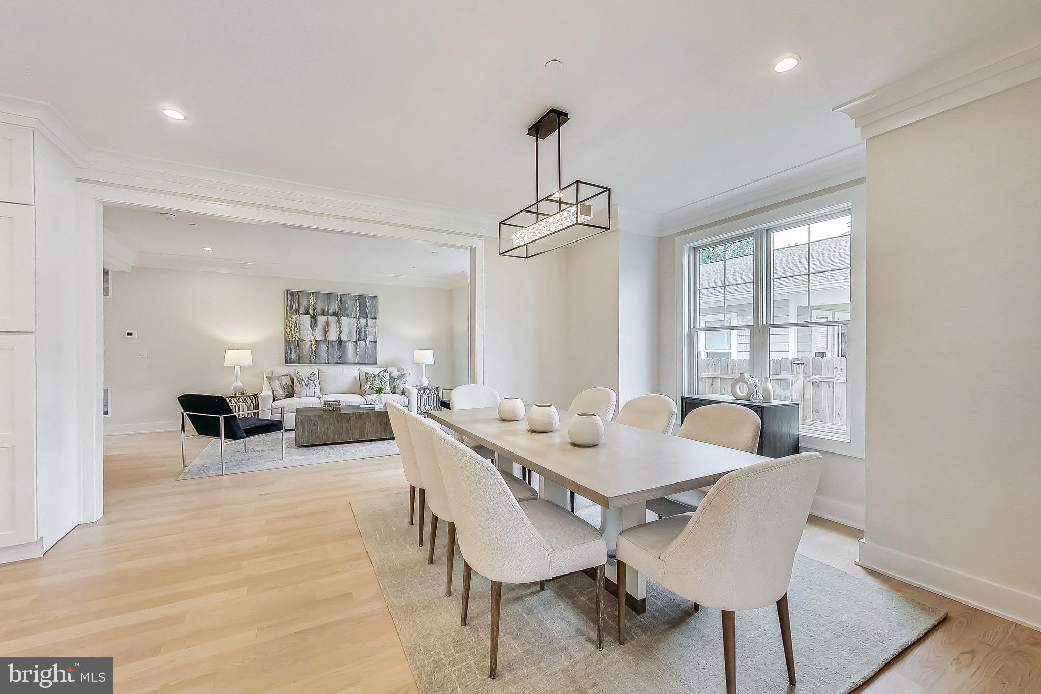 KENSINGTON - Residential