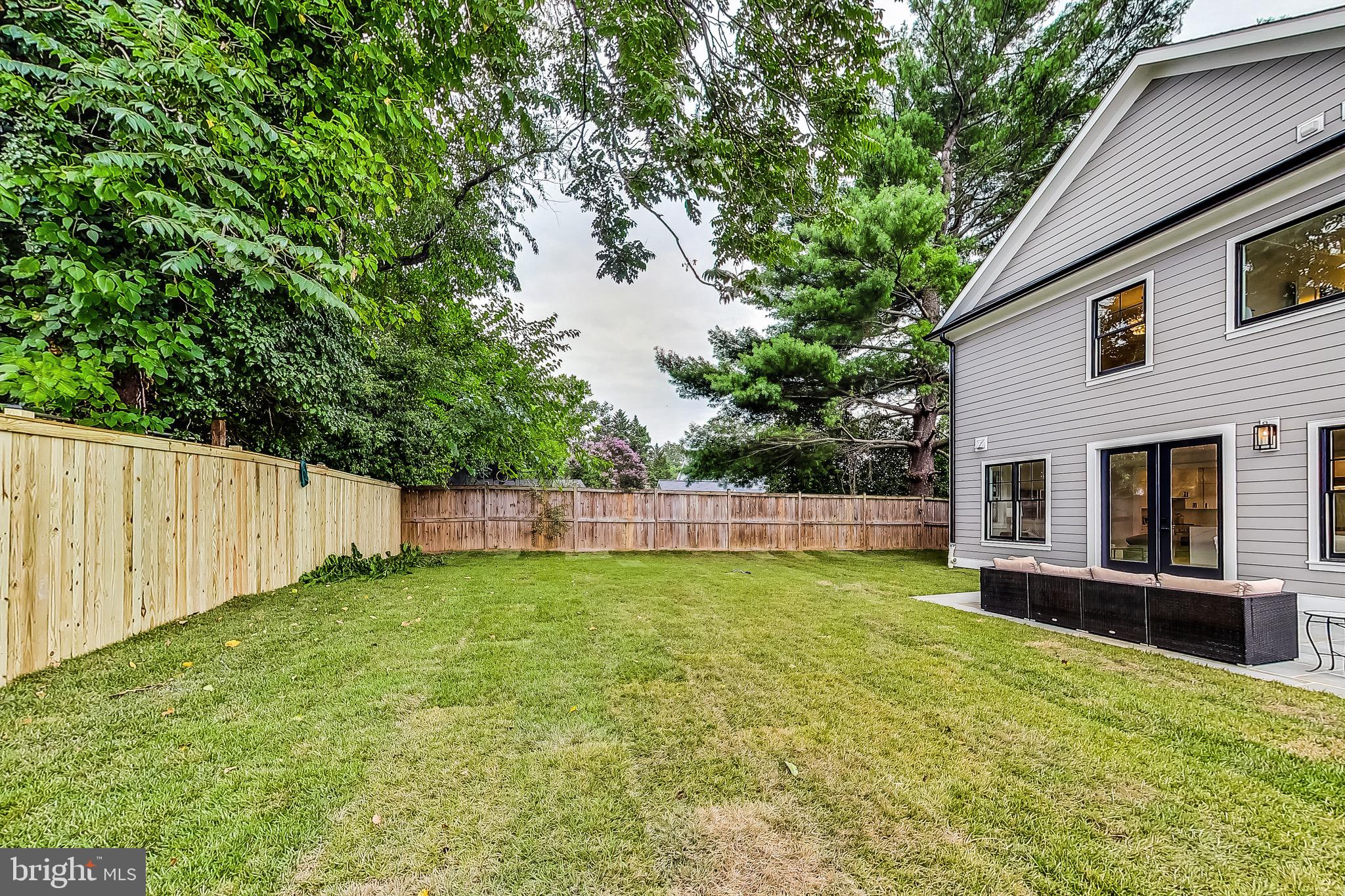 KENSINGTON - Residential