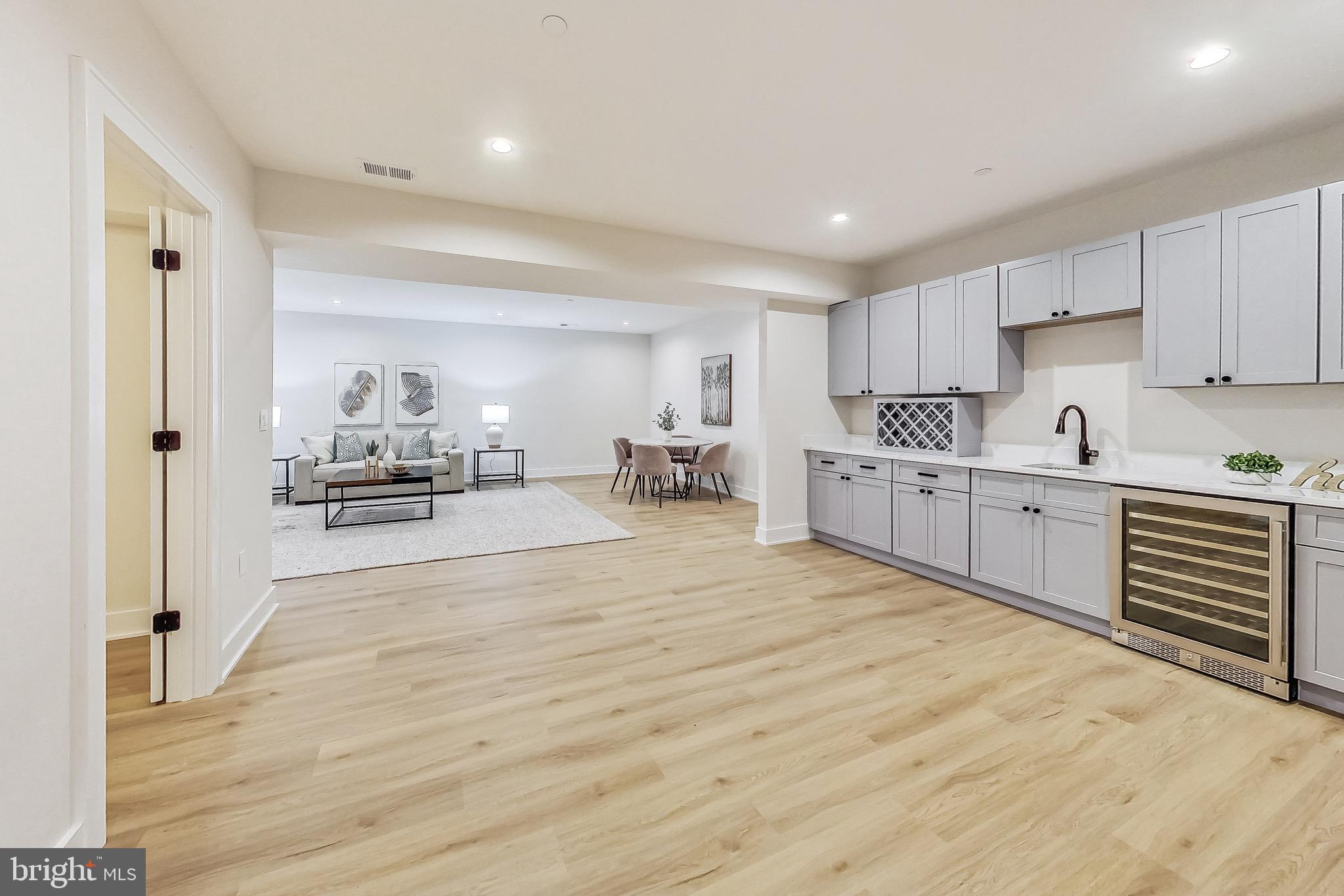 KENSINGTON - Residential