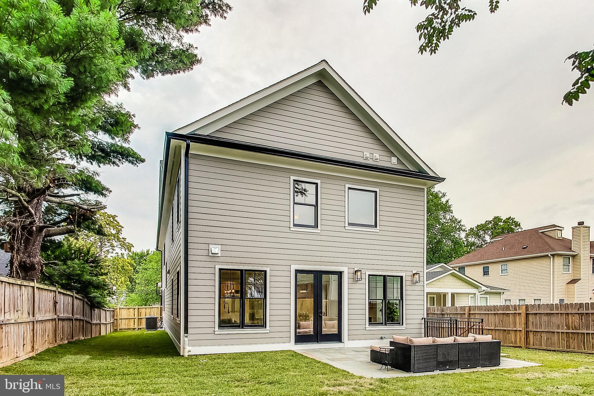 KENSINGTON - Residential