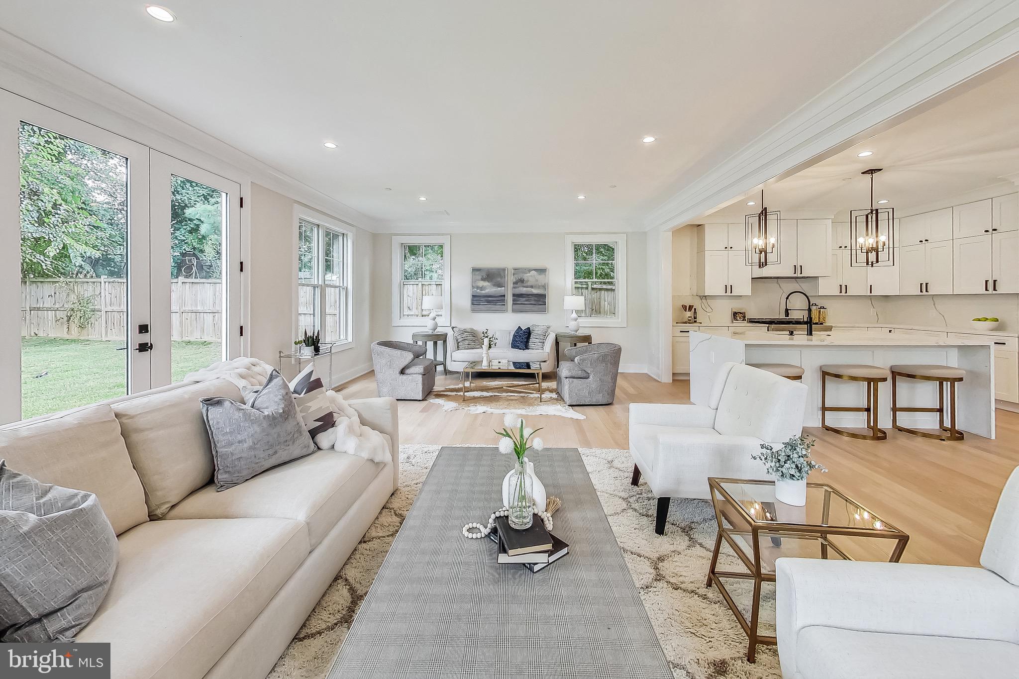 KENSINGTON - Residential