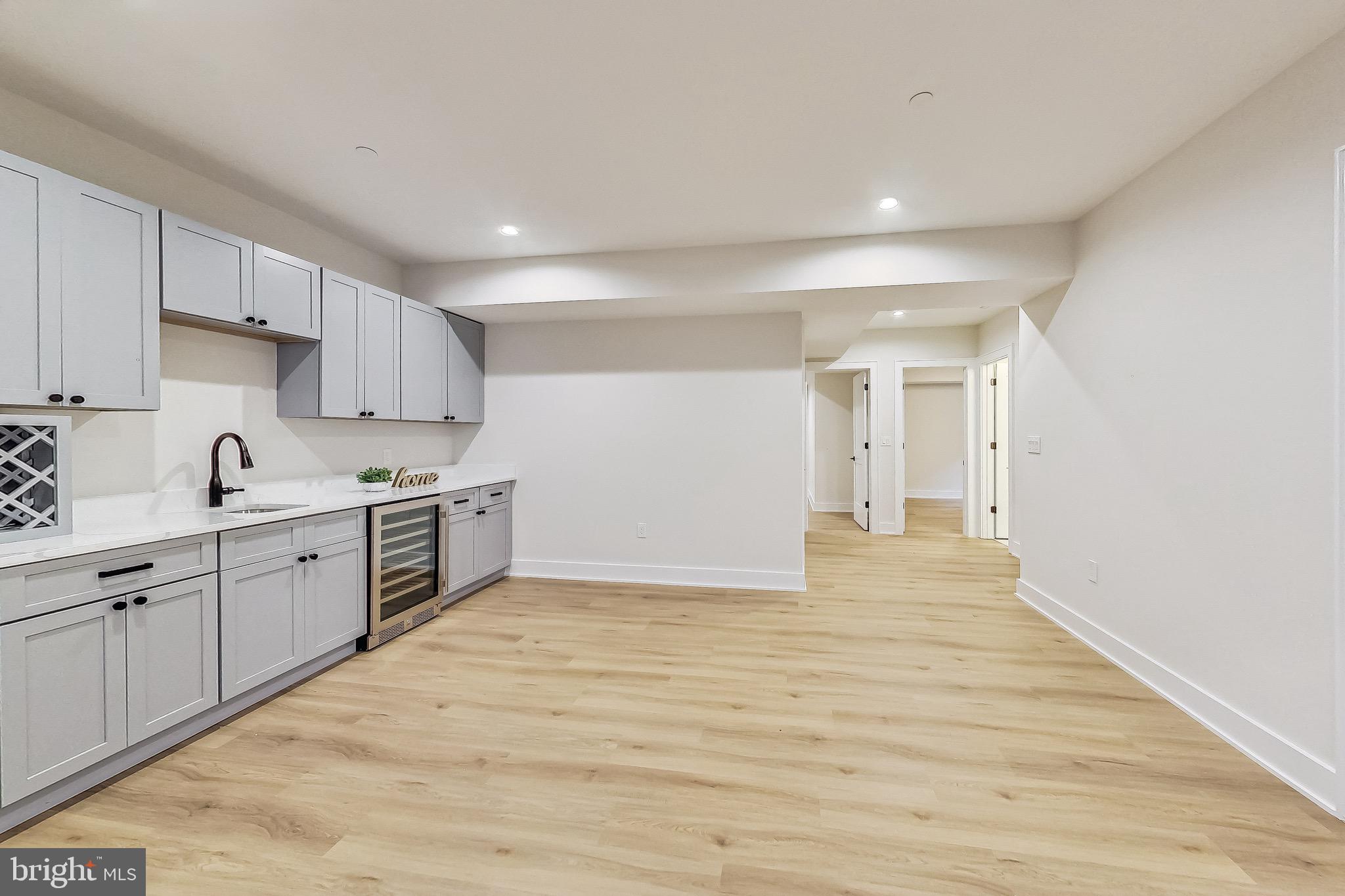 KENSINGTON - Residential