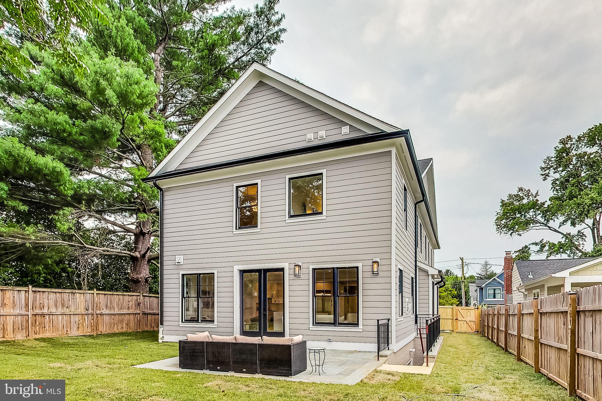 KENSINGTON - Residential