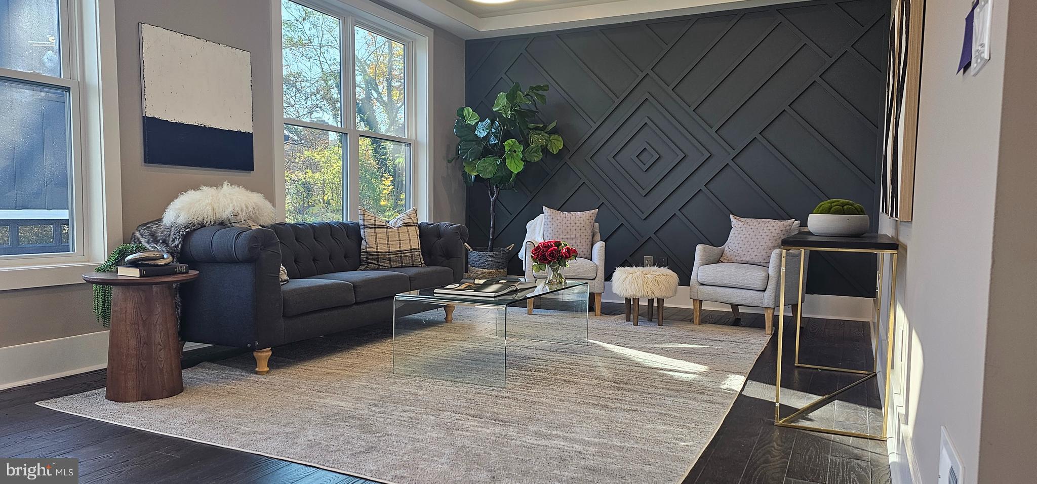 MADISON MANOR - Residential