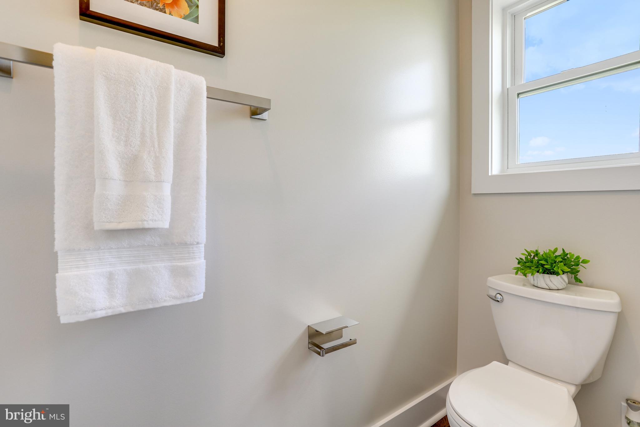 MADISON MANOR - Residential