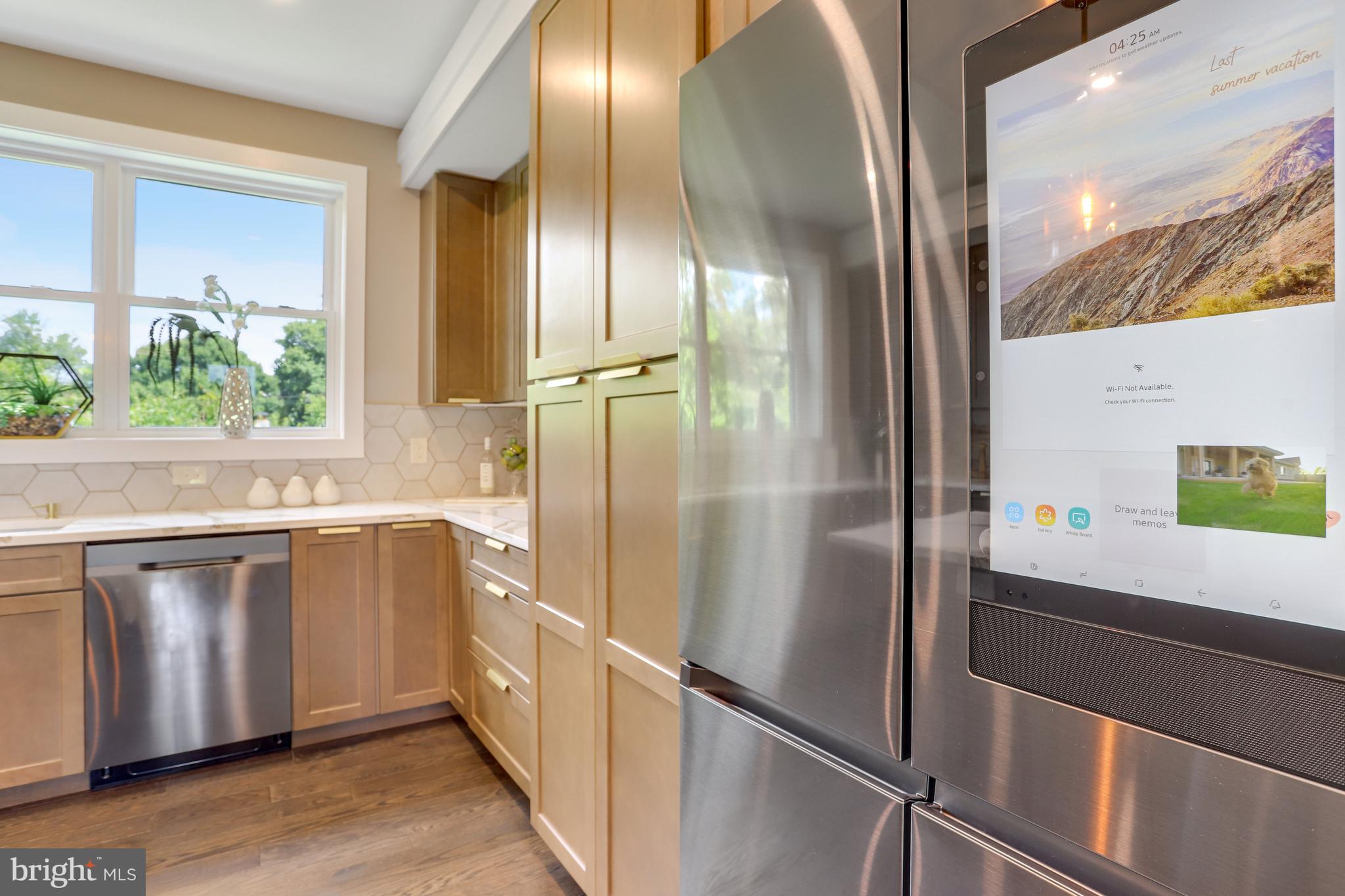 MADISON MANOR - Residential