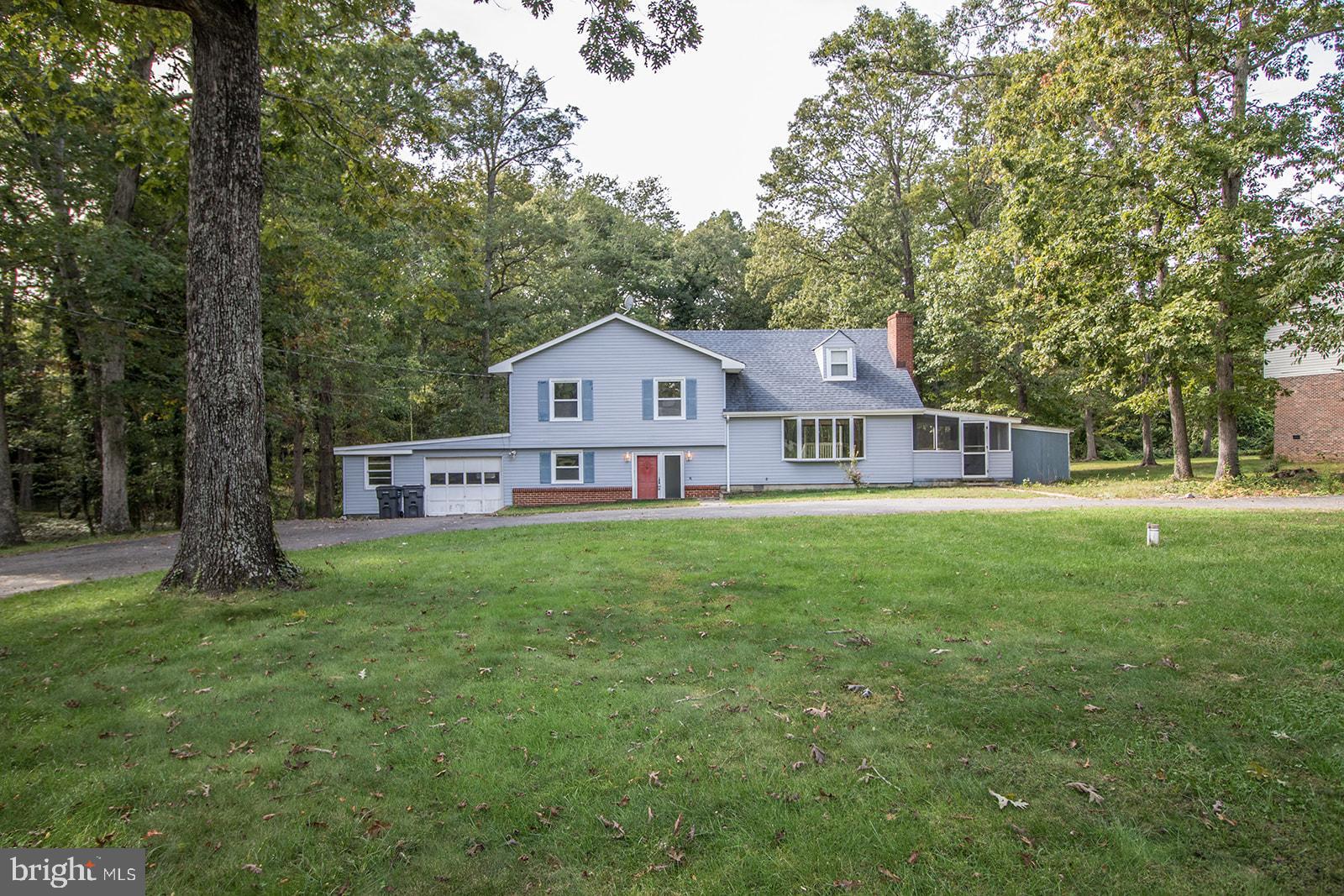 TOWN CREEK MANOR - Residential