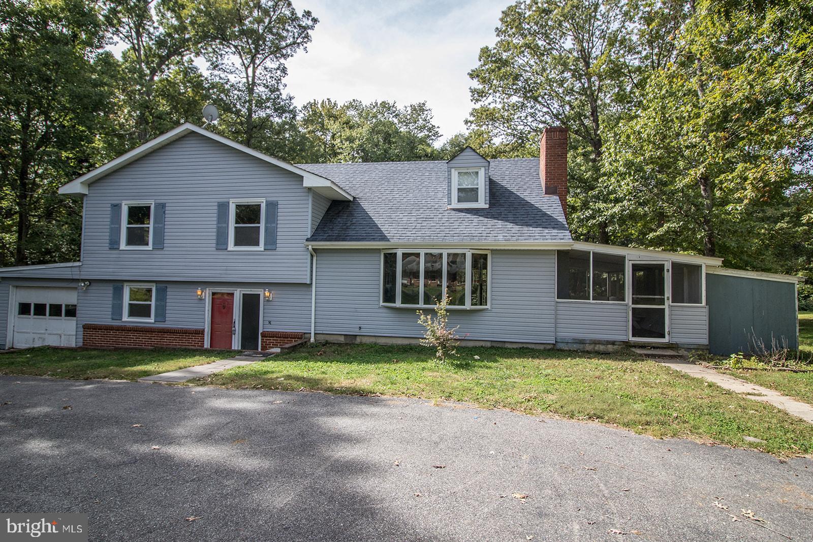 TOWN CREEK MANOR - Residential