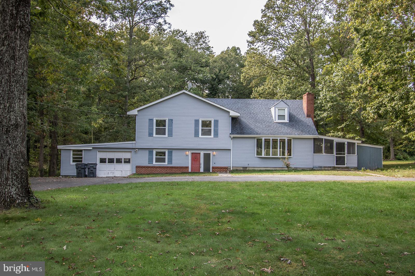 TOWN CREEK MANOR - Residential