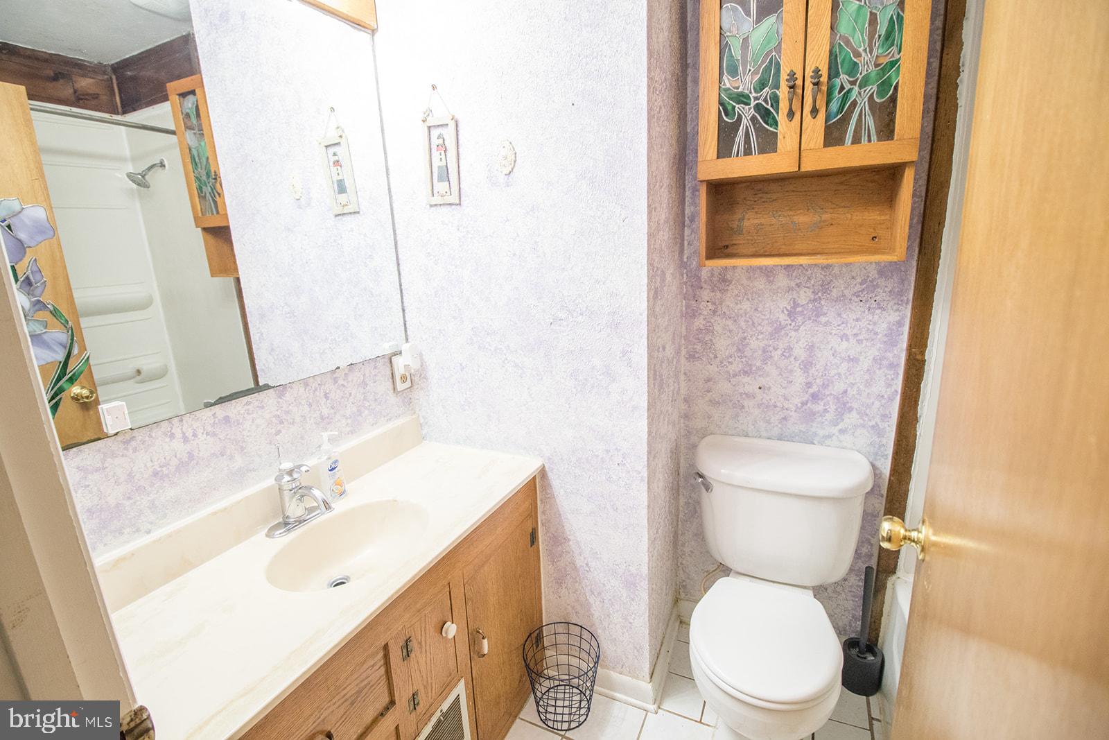 TOWN CREEK MANOR - Residential