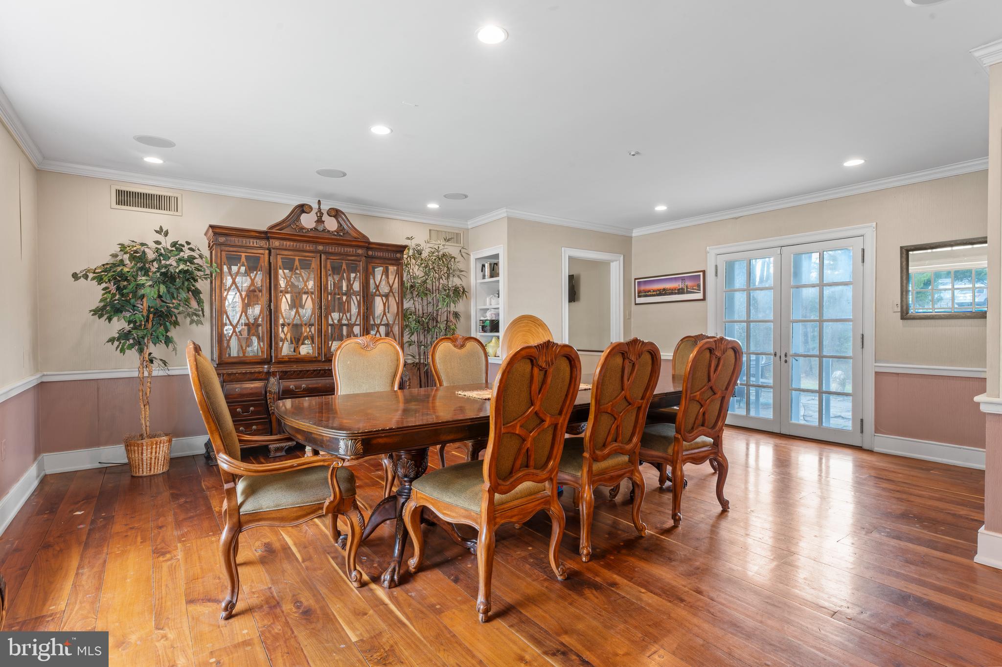 HUNTINGDON VALLEY - Residential