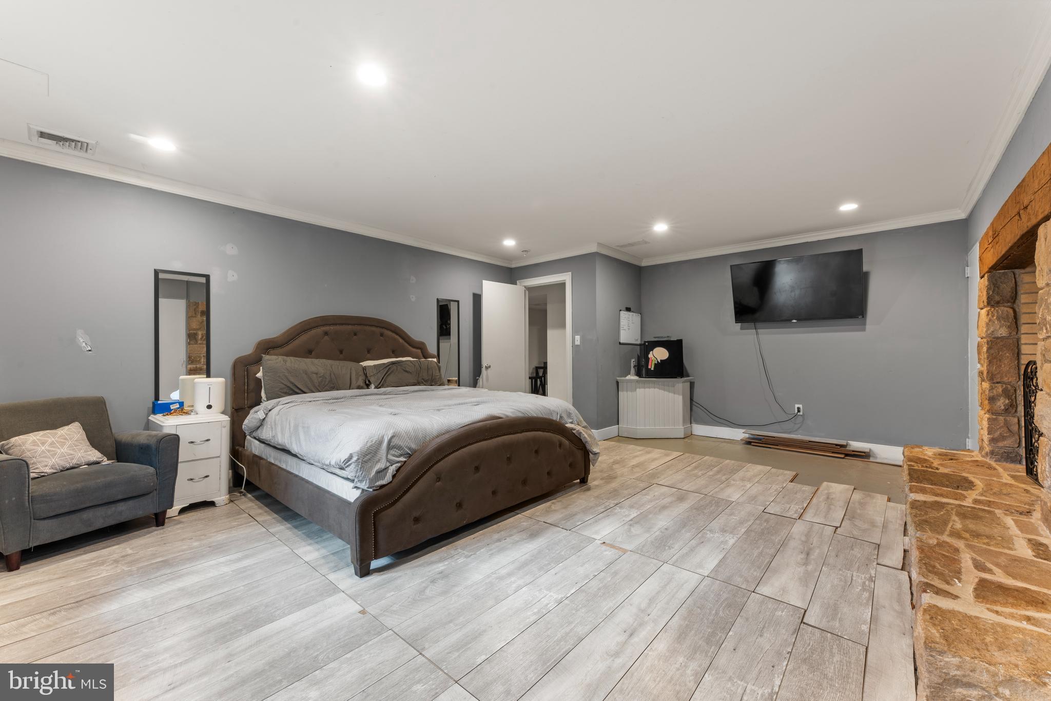 HUNTINGDON VALLEY - Residential