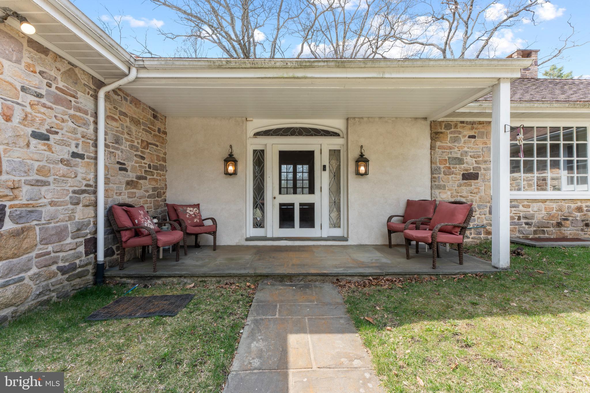 HUNTINGDON VALLEY - Residential