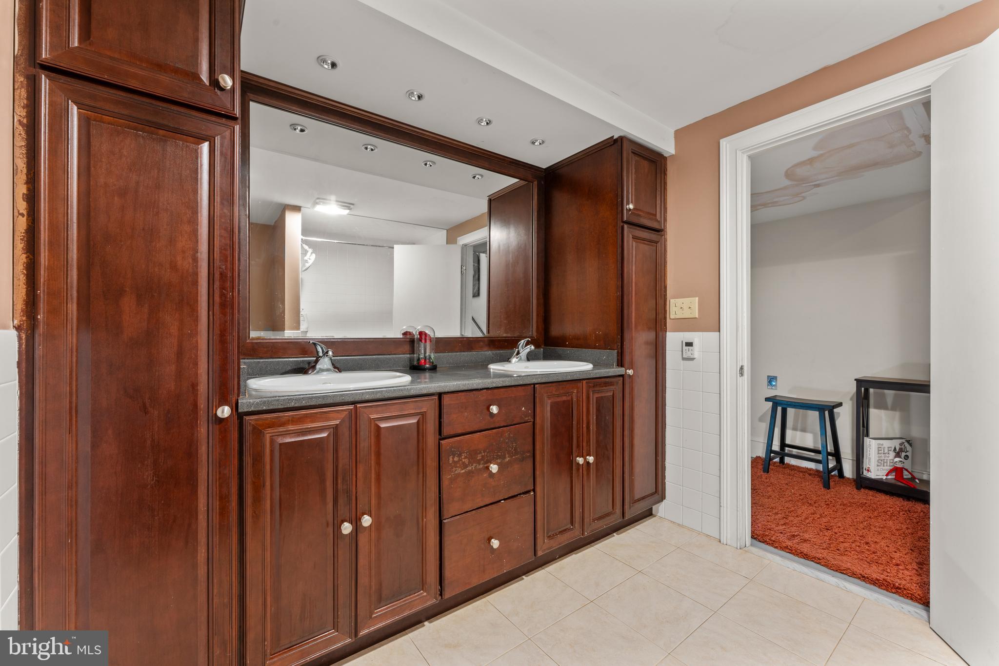HUNTINGDON VALLEY - Residential