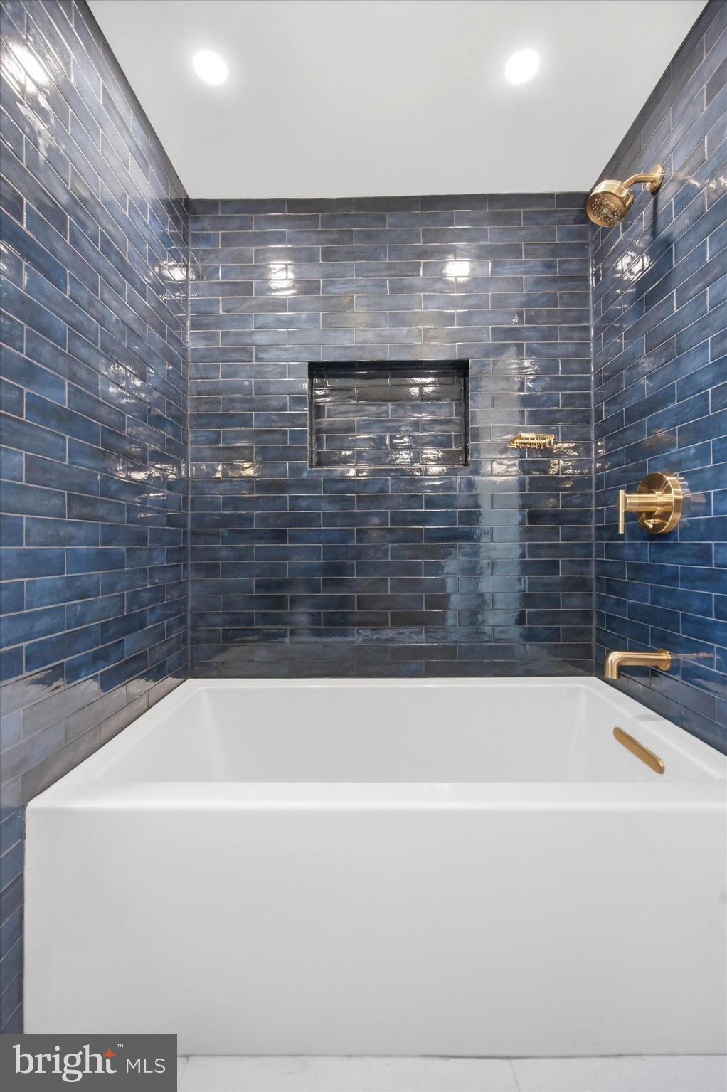 MERION - Residential