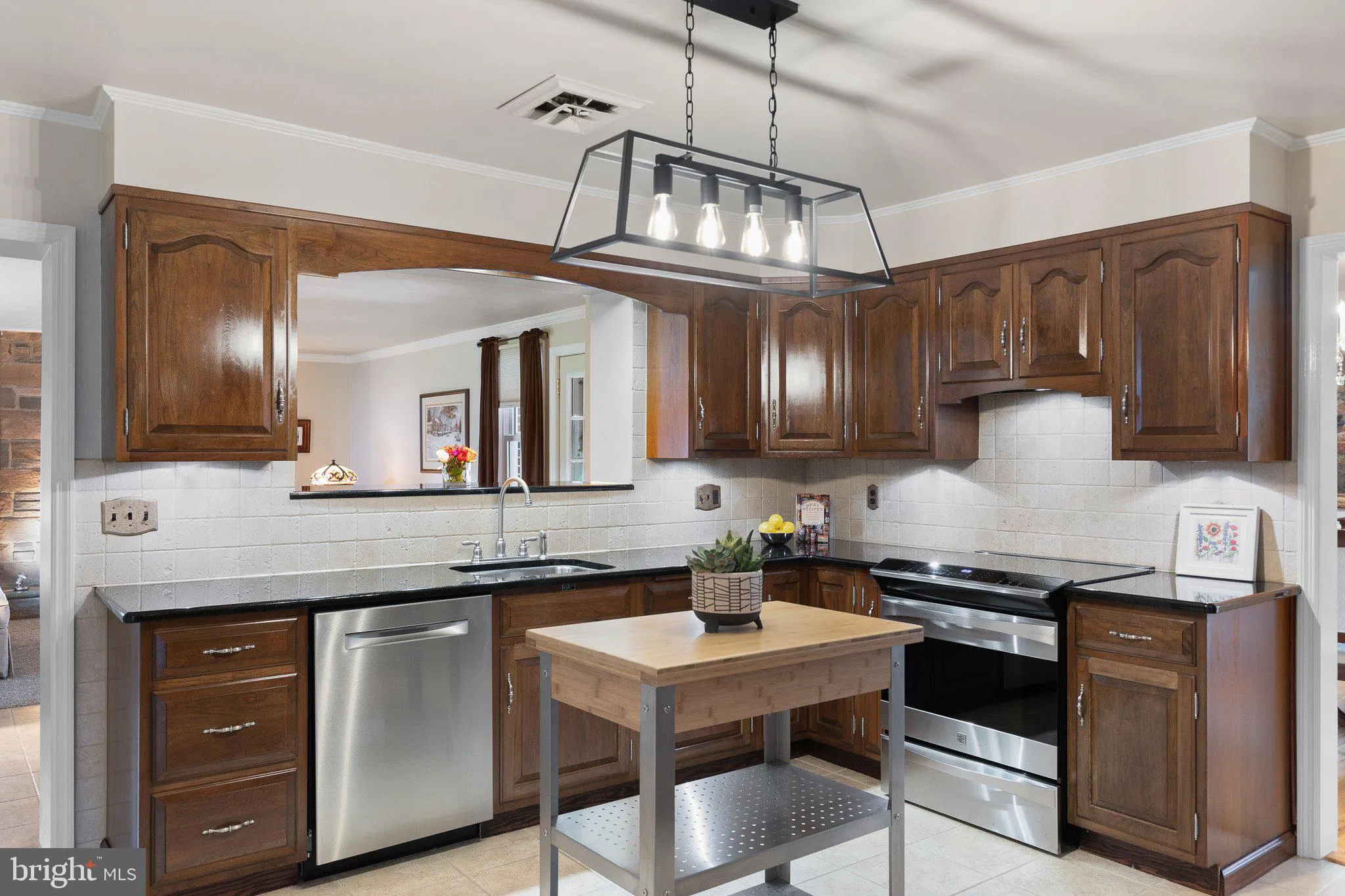 Wilmington, Delaware 19803, United States, 3 Bedrooms Bedrooms, ,3 BathroomsBathrooms,Residential,Active,170005