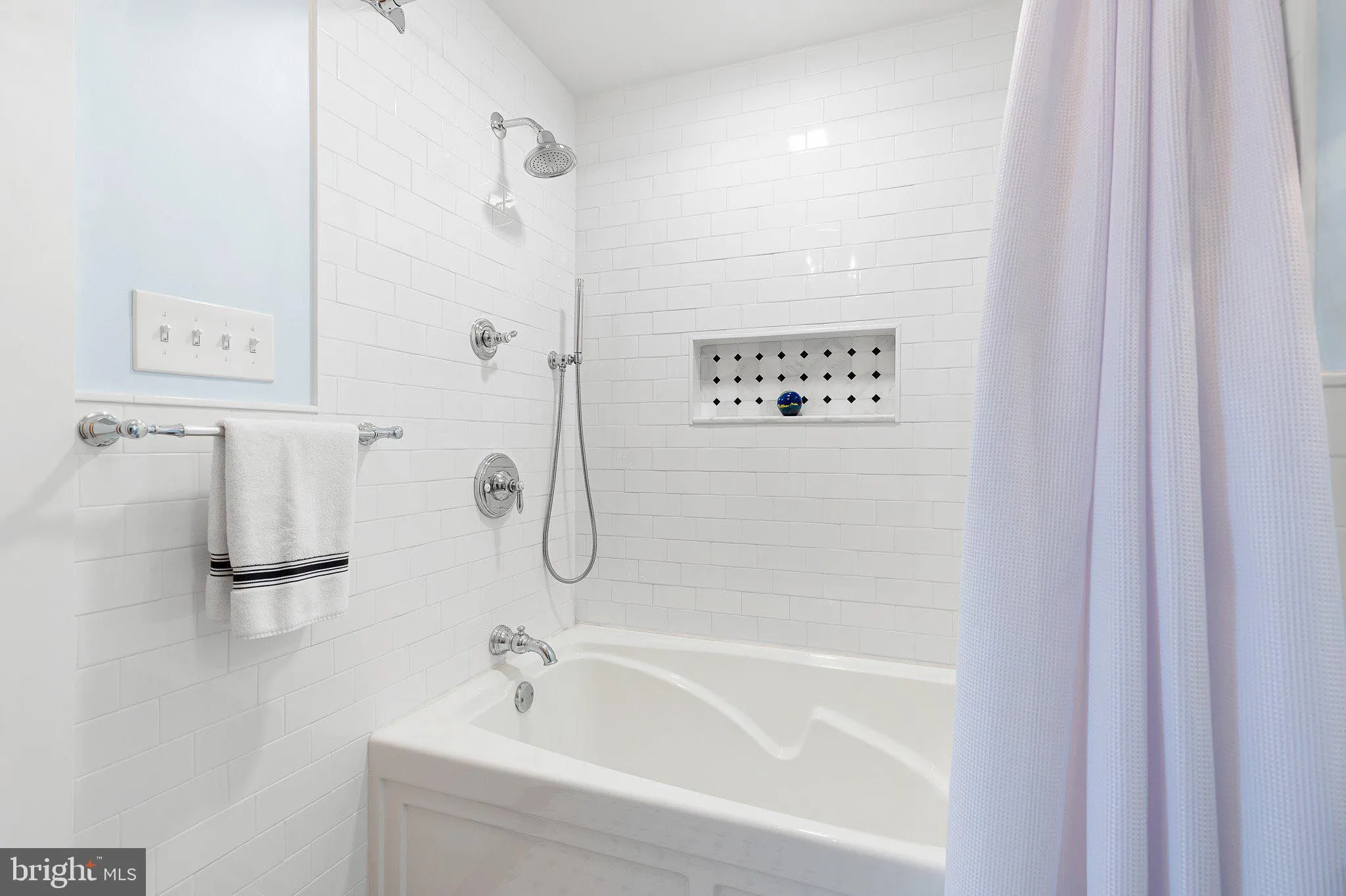 Wilmington, Delaware 19803, United States, 3 Bedrooms Bedrooms, ,3 BathroomsBathrooms,Residential,Active,170005