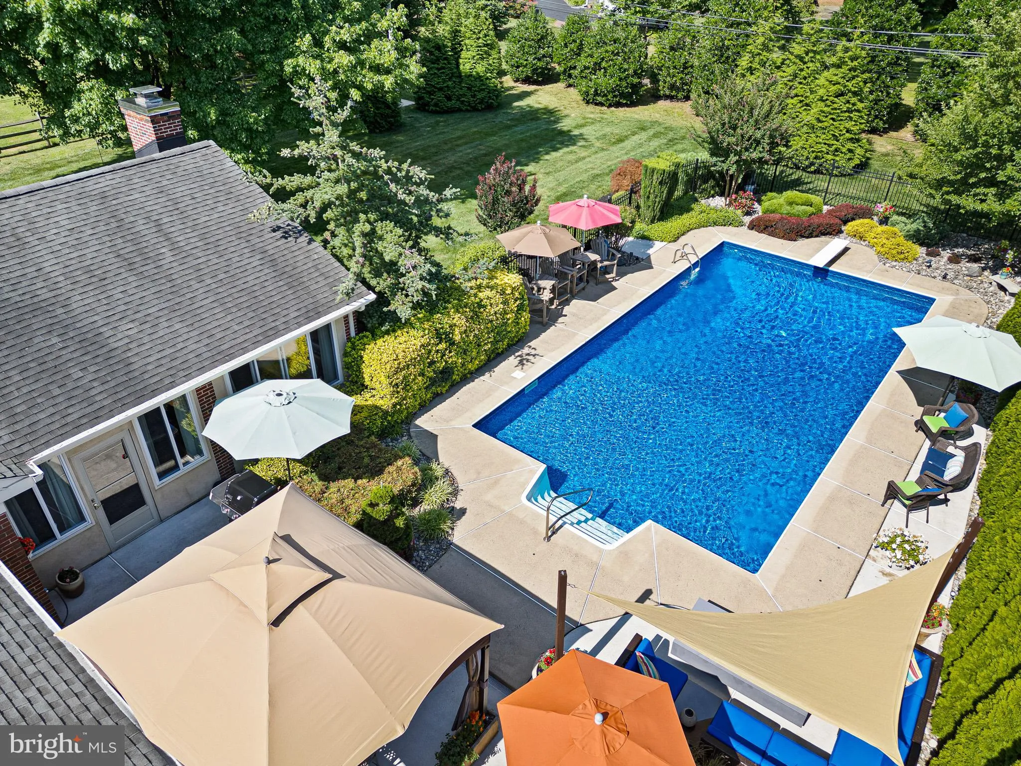 Wilmington, Delaware 19803, United States, 3 Bedrooms Bedrooms, ,3 BathroomsBathrooms,Residential,Active,170005