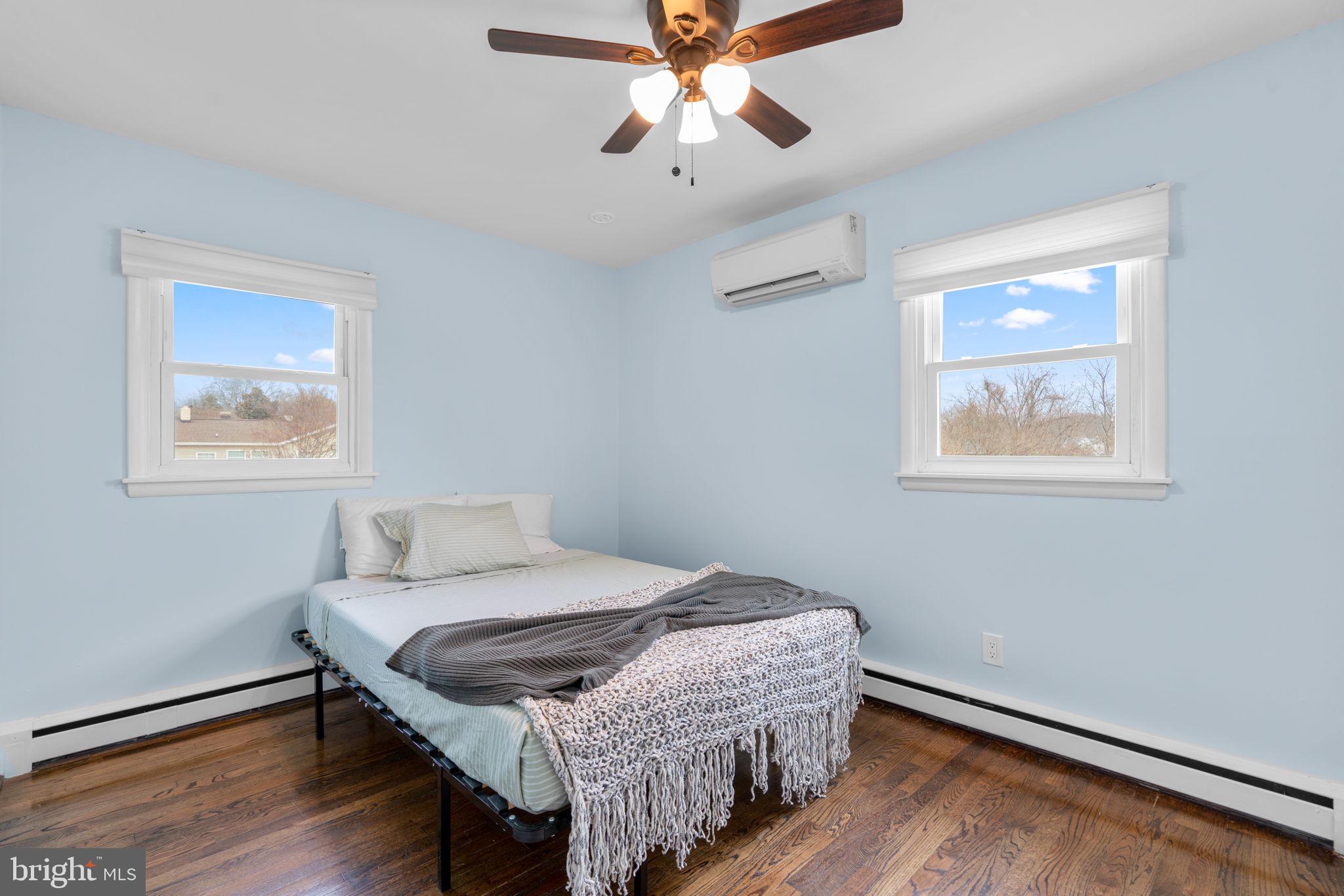 SOUTH RIVER PARK - Residential