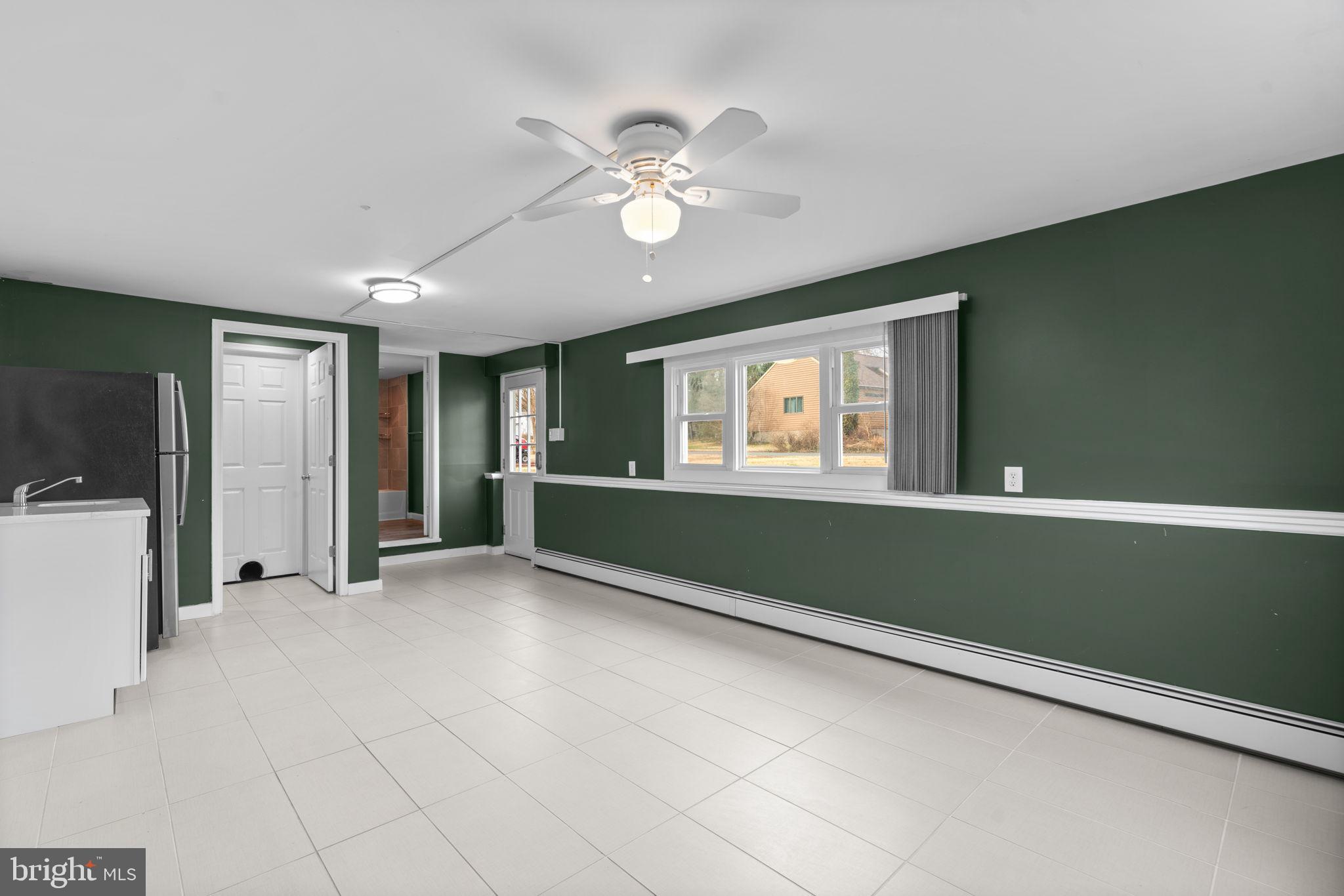 SOUTH RIVER PARK - Residential