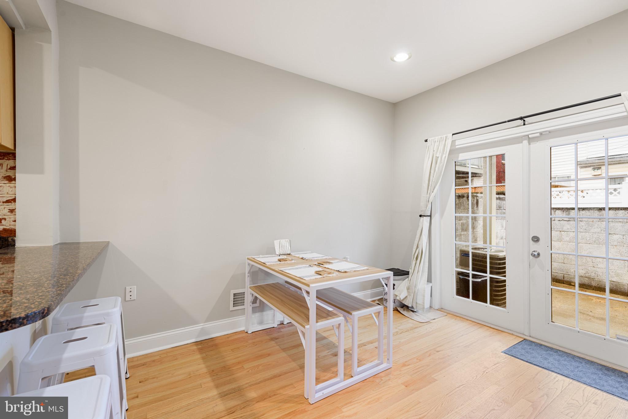 FEDERAL HILL HISTORIC DISTRICT - Residential Lease