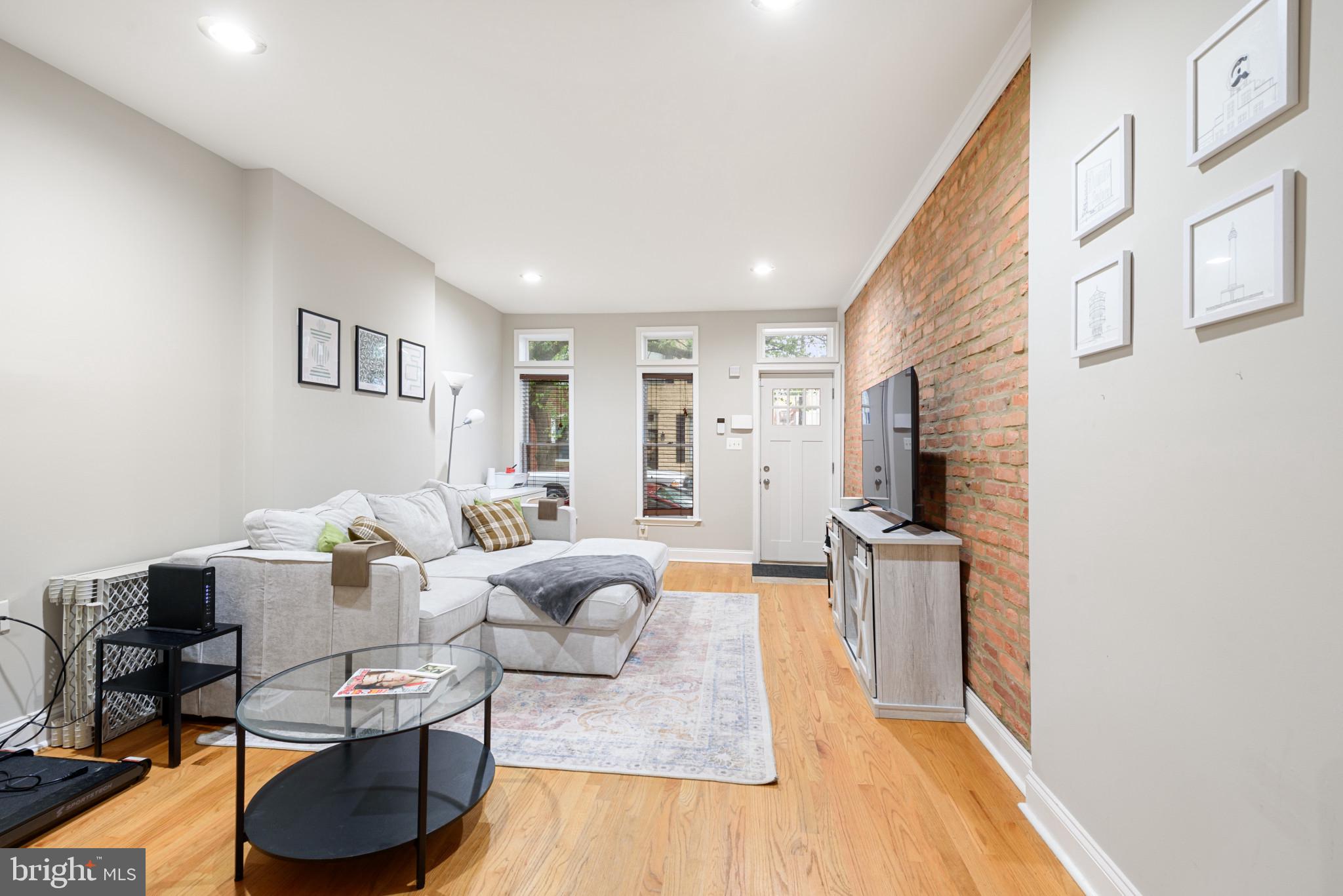 FEDERAL HILL HISTORIC DISTRICT - Residential Lease