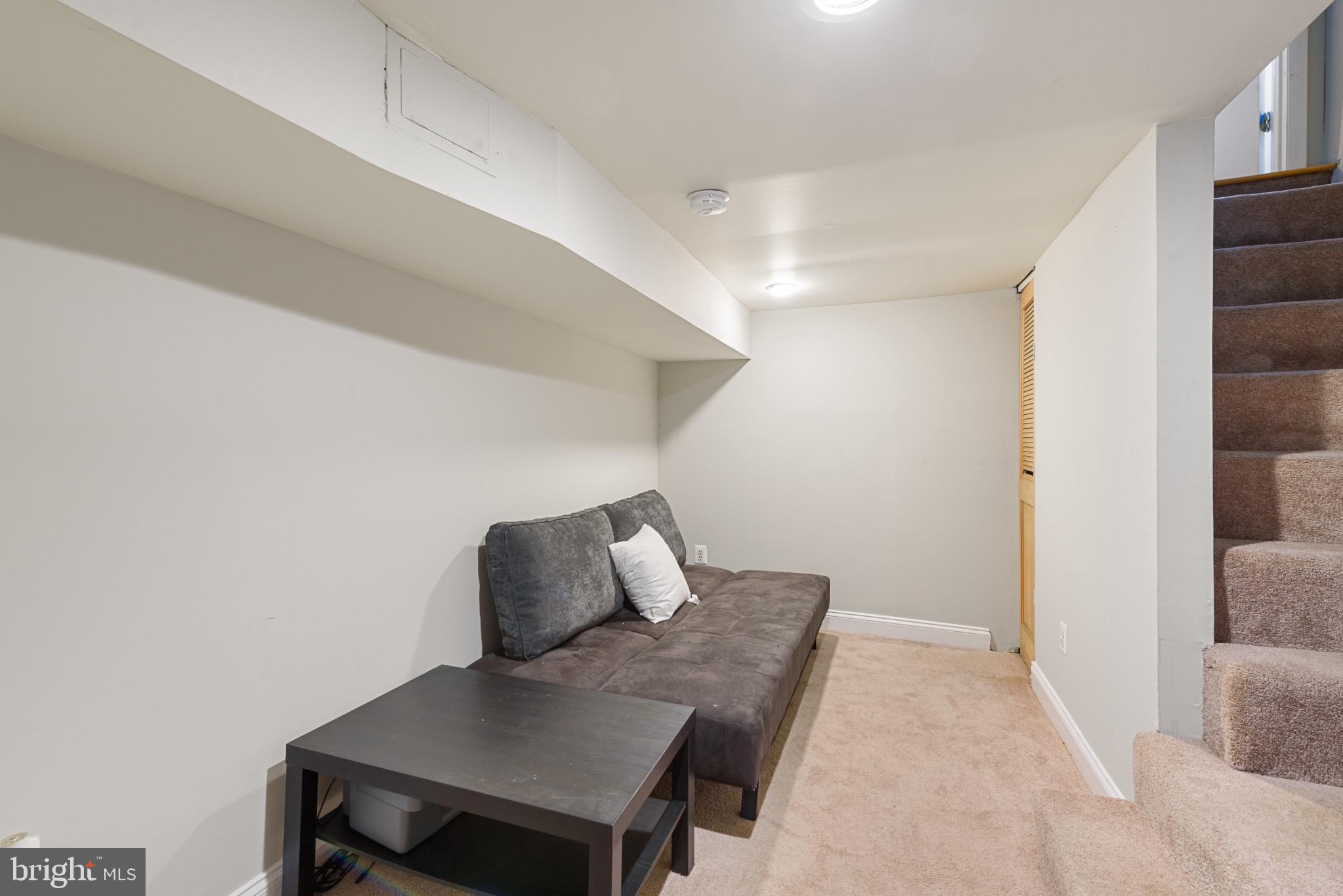 FEDERAL HILL HISTORIC DISTRICT - Residential Lease