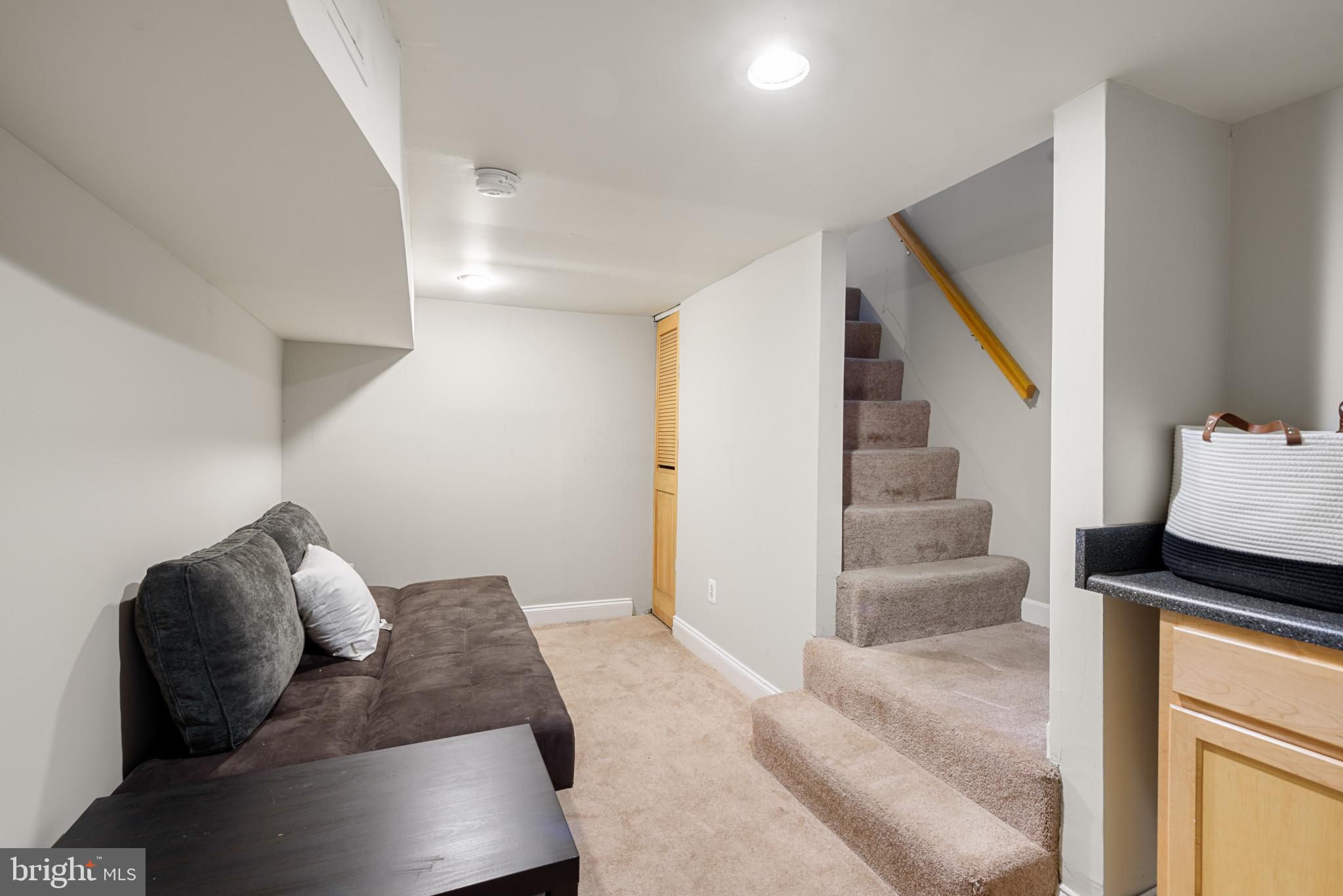 FEDERAL HILL HISTORIC DISTRICT - Residential Lease