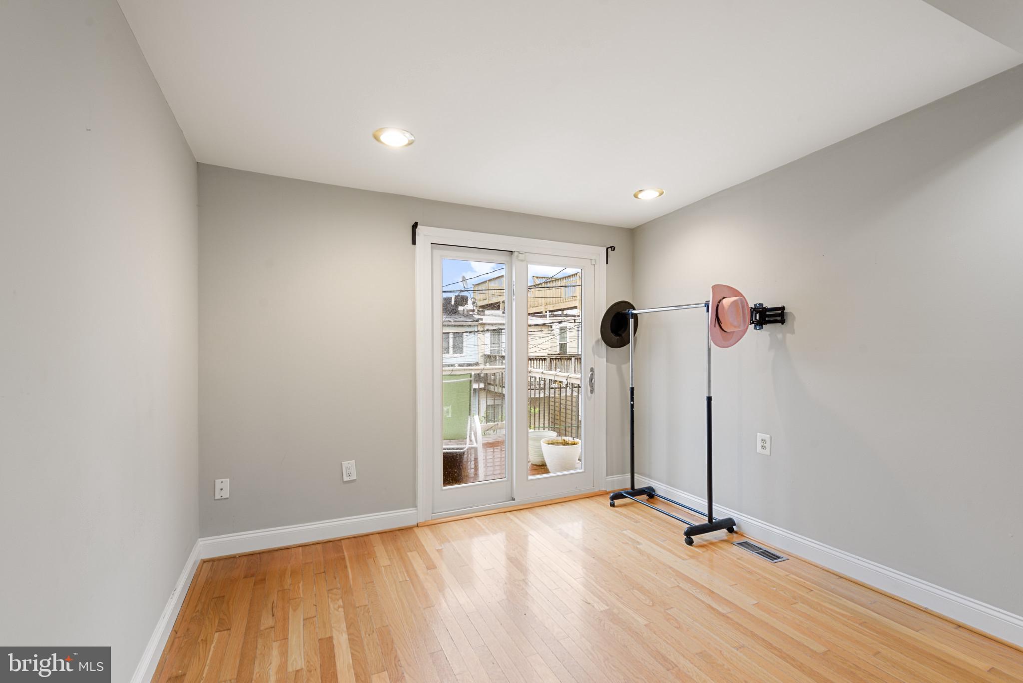 FEDERAL HILL HISTORIC DISTRICT - Residential Lease