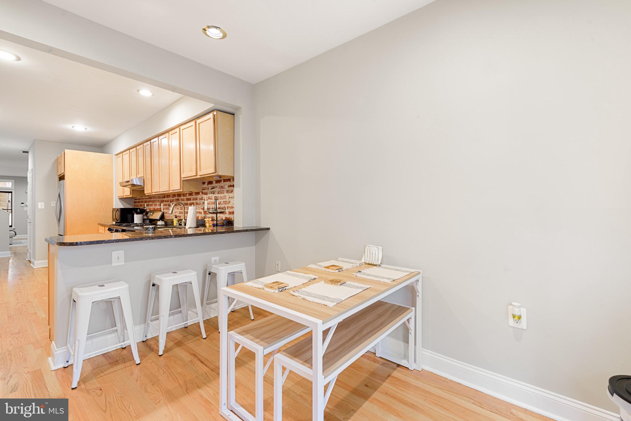 FEDERAL HILL HISTORIC DISTRICT - Residential Lease