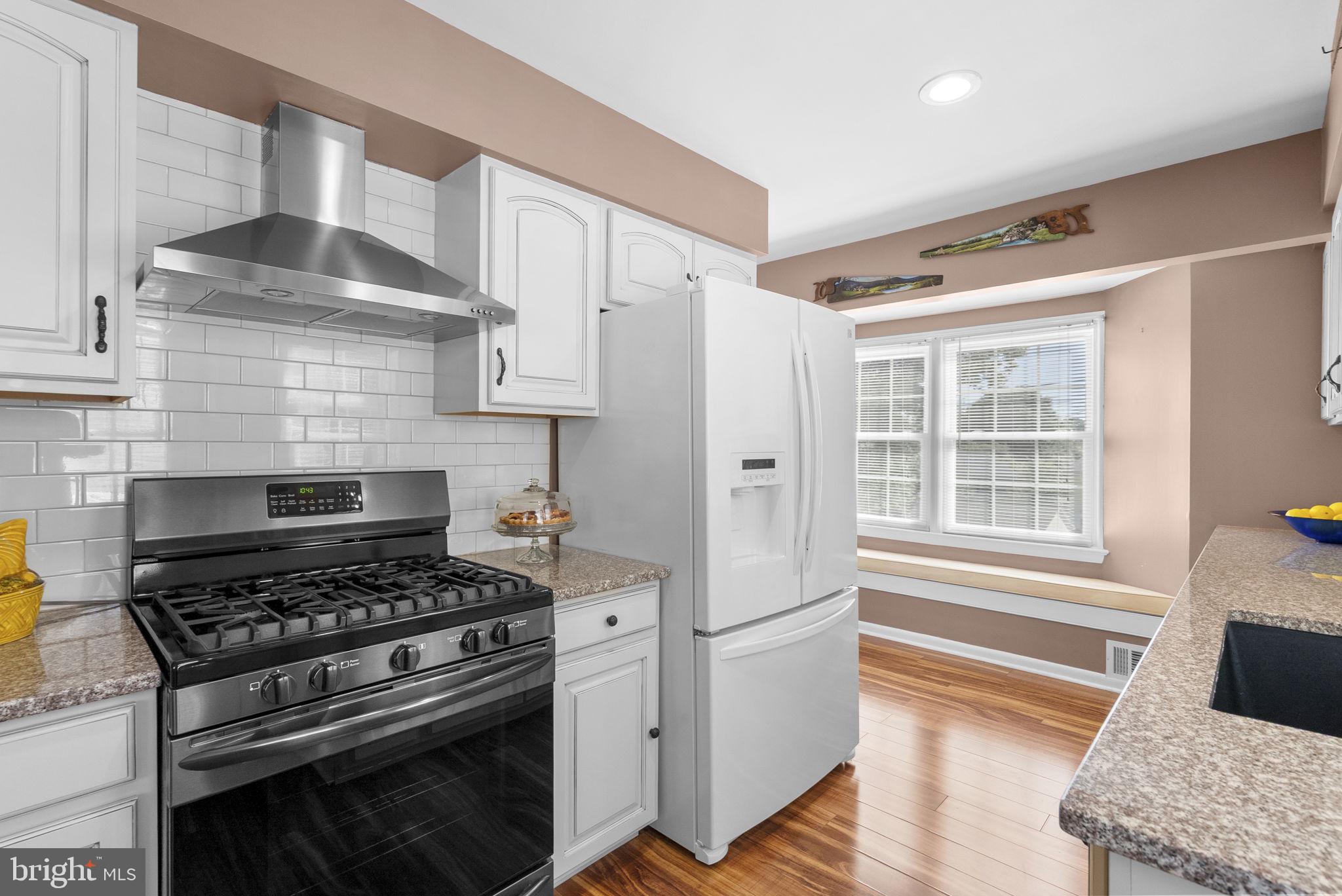 1106 BEALL PLACE