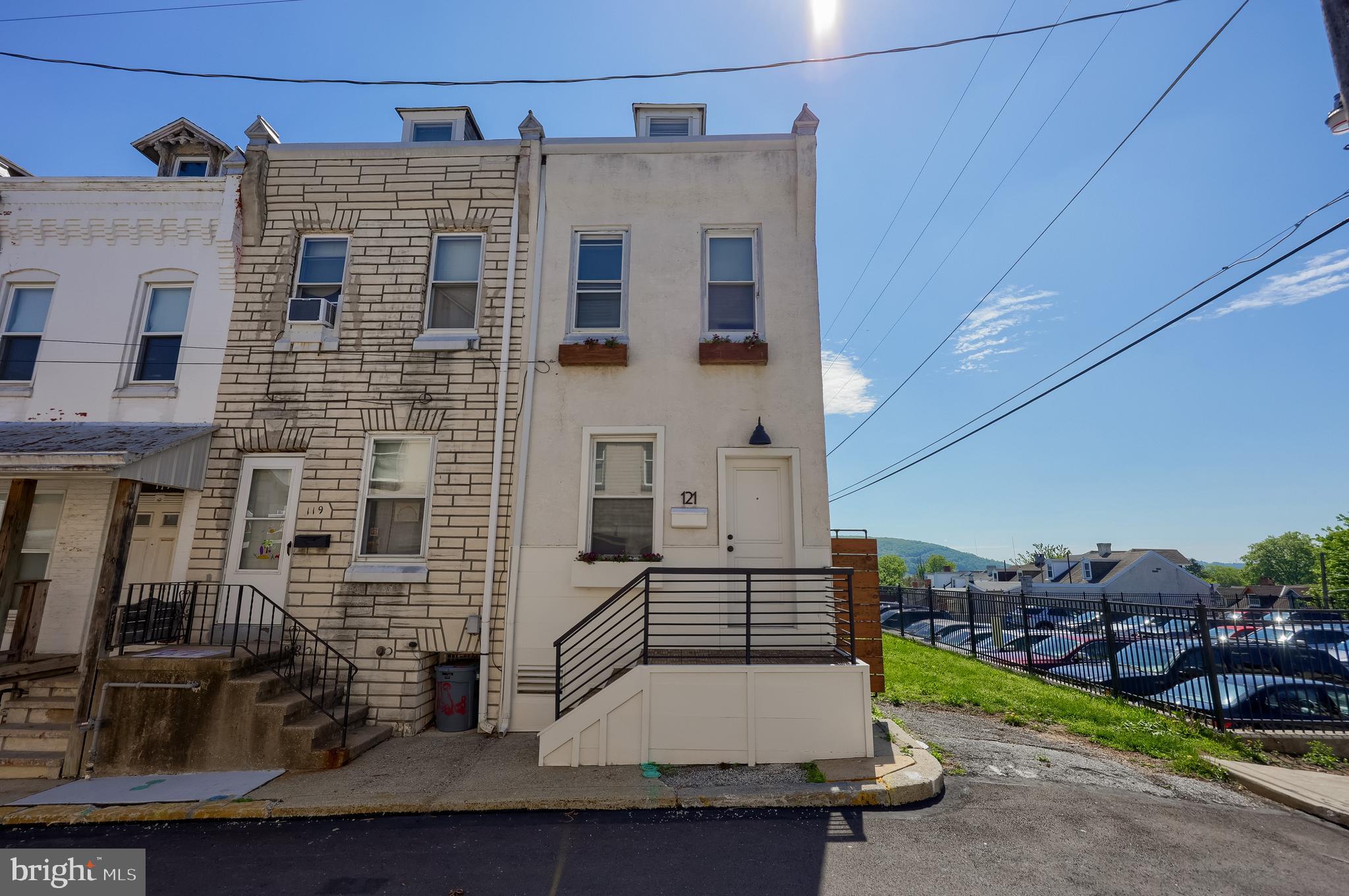 121 OBOLD STREET