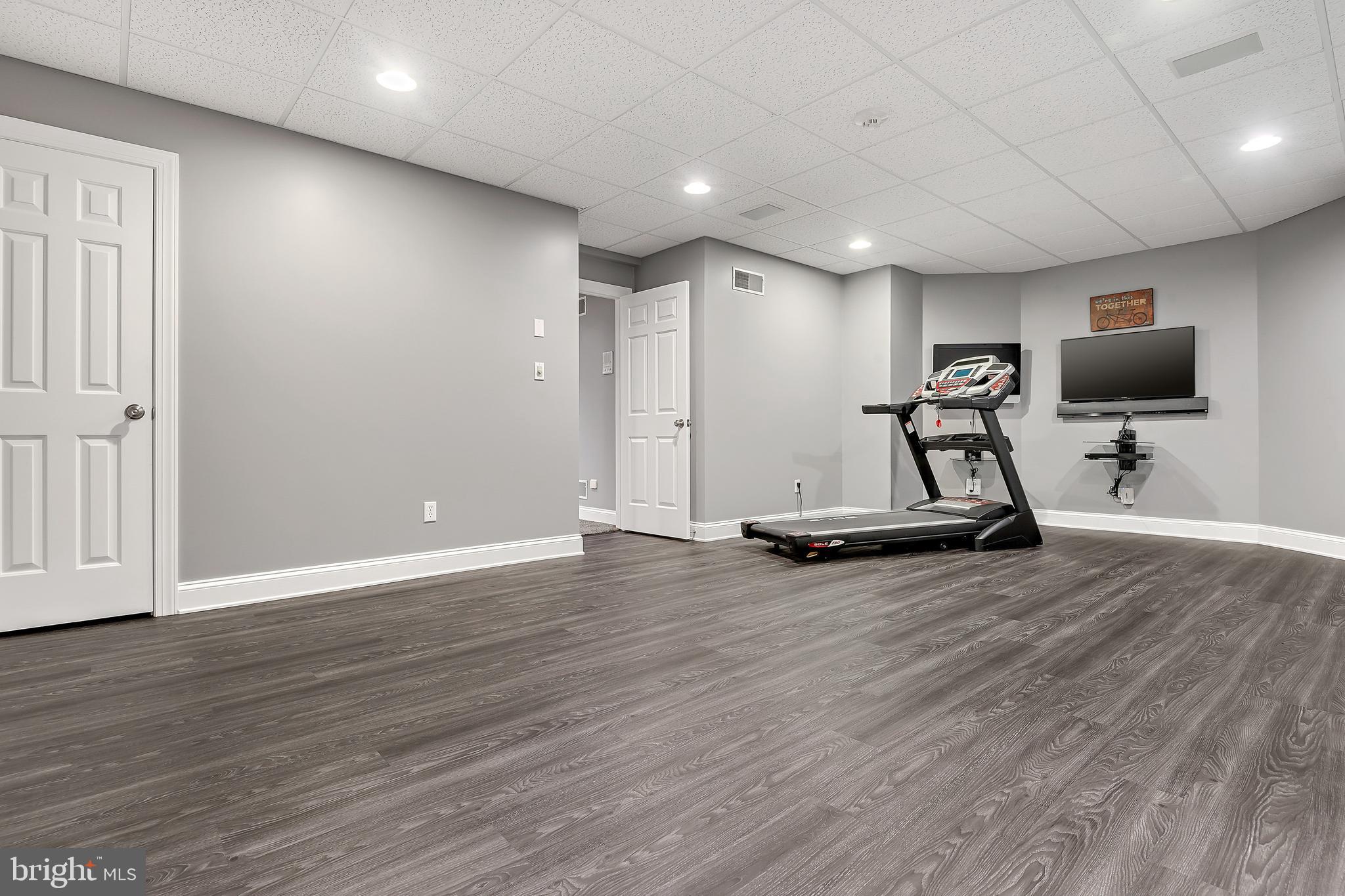 ROSENMILLER FARMS - Residential