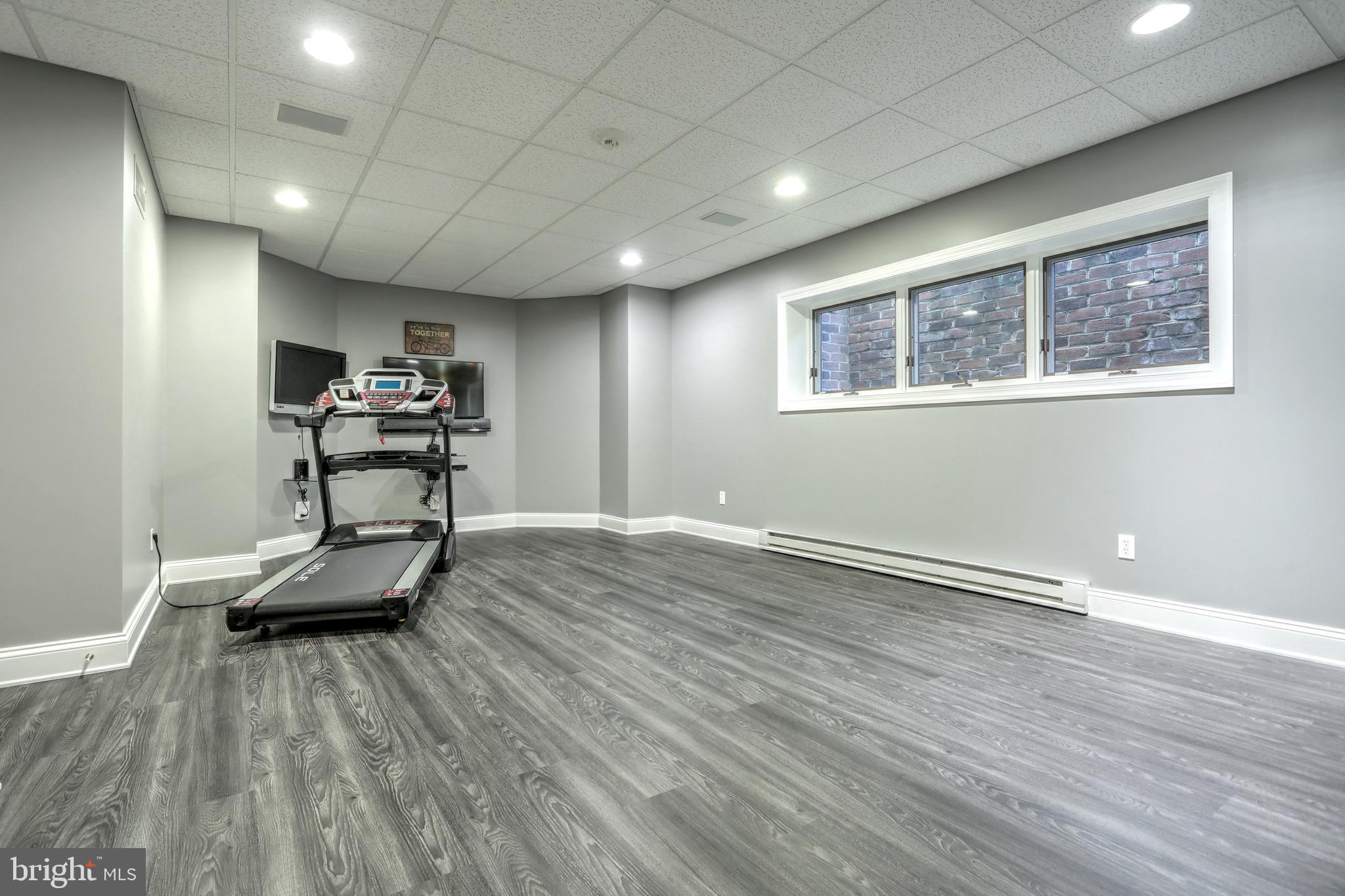 ROSENMILLER FARMS - Residential