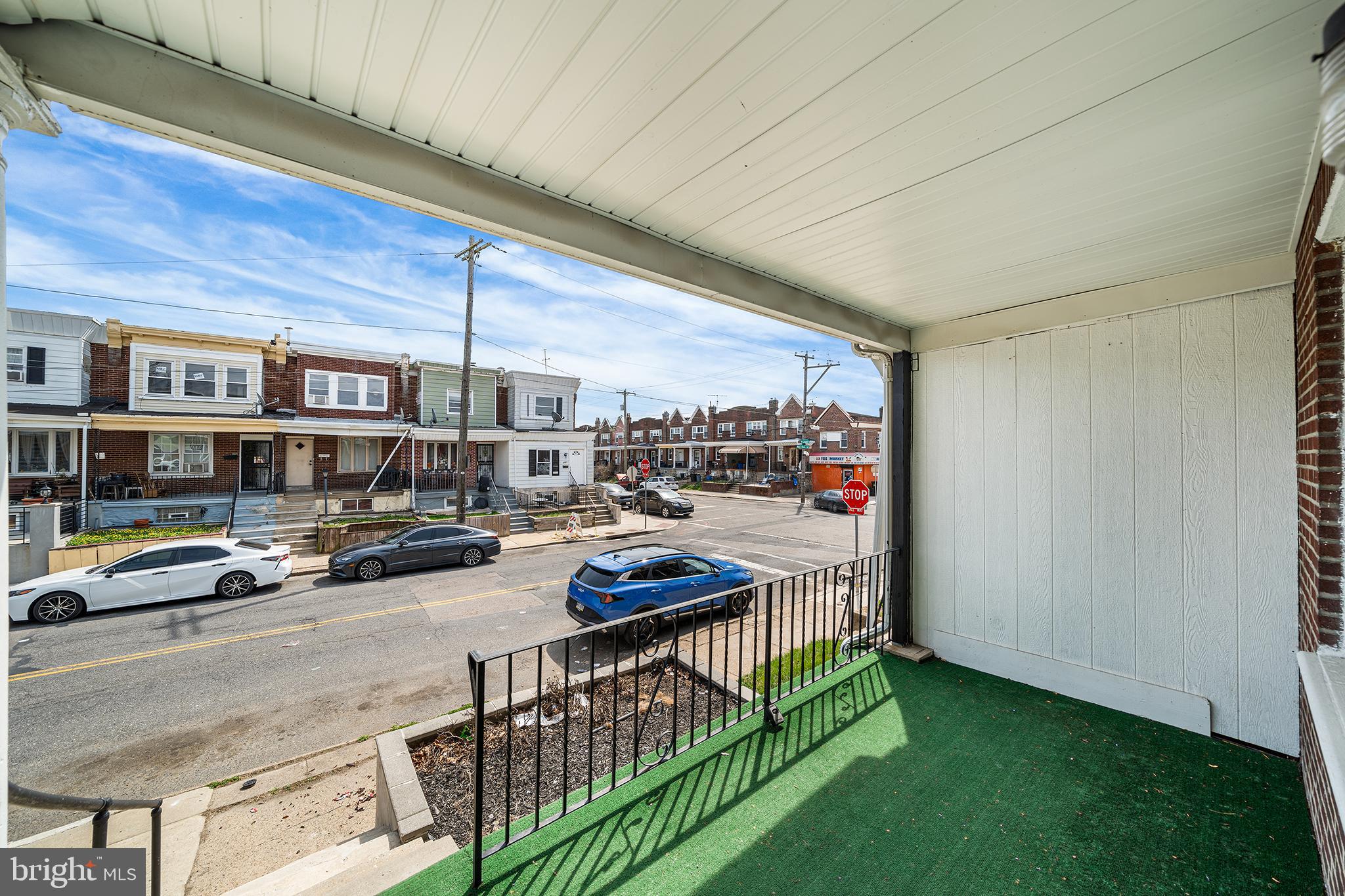 LAWNCREST - Residential