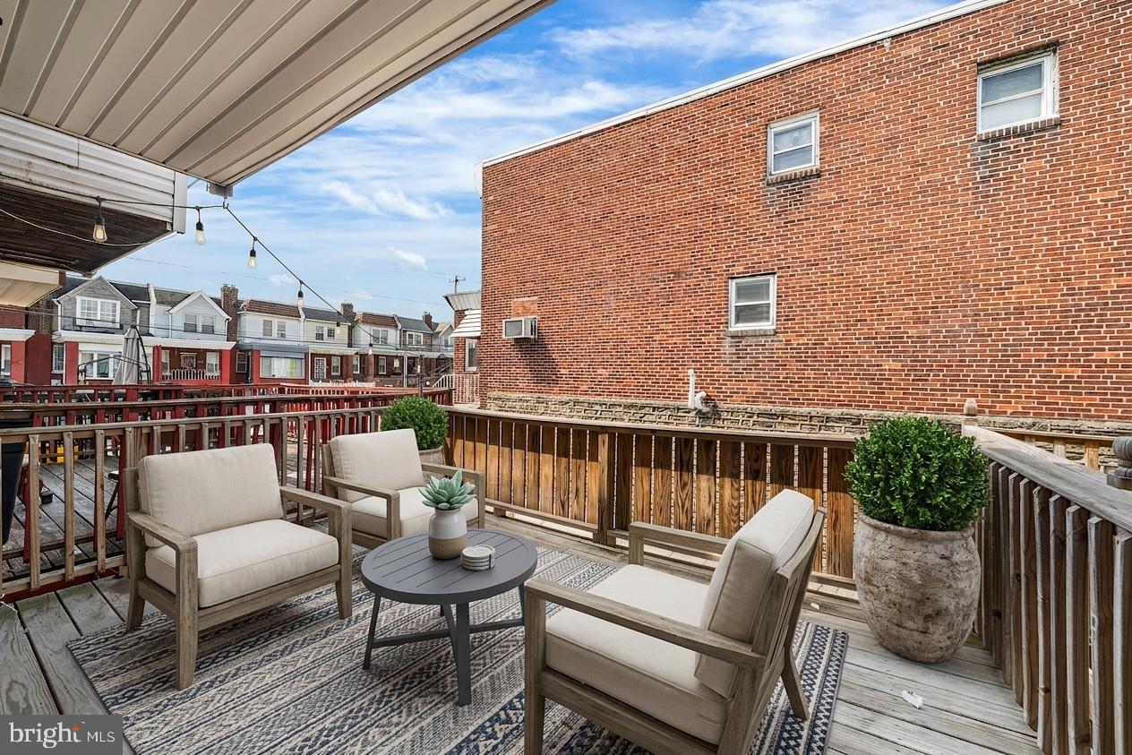 LAWNCREST - Residential