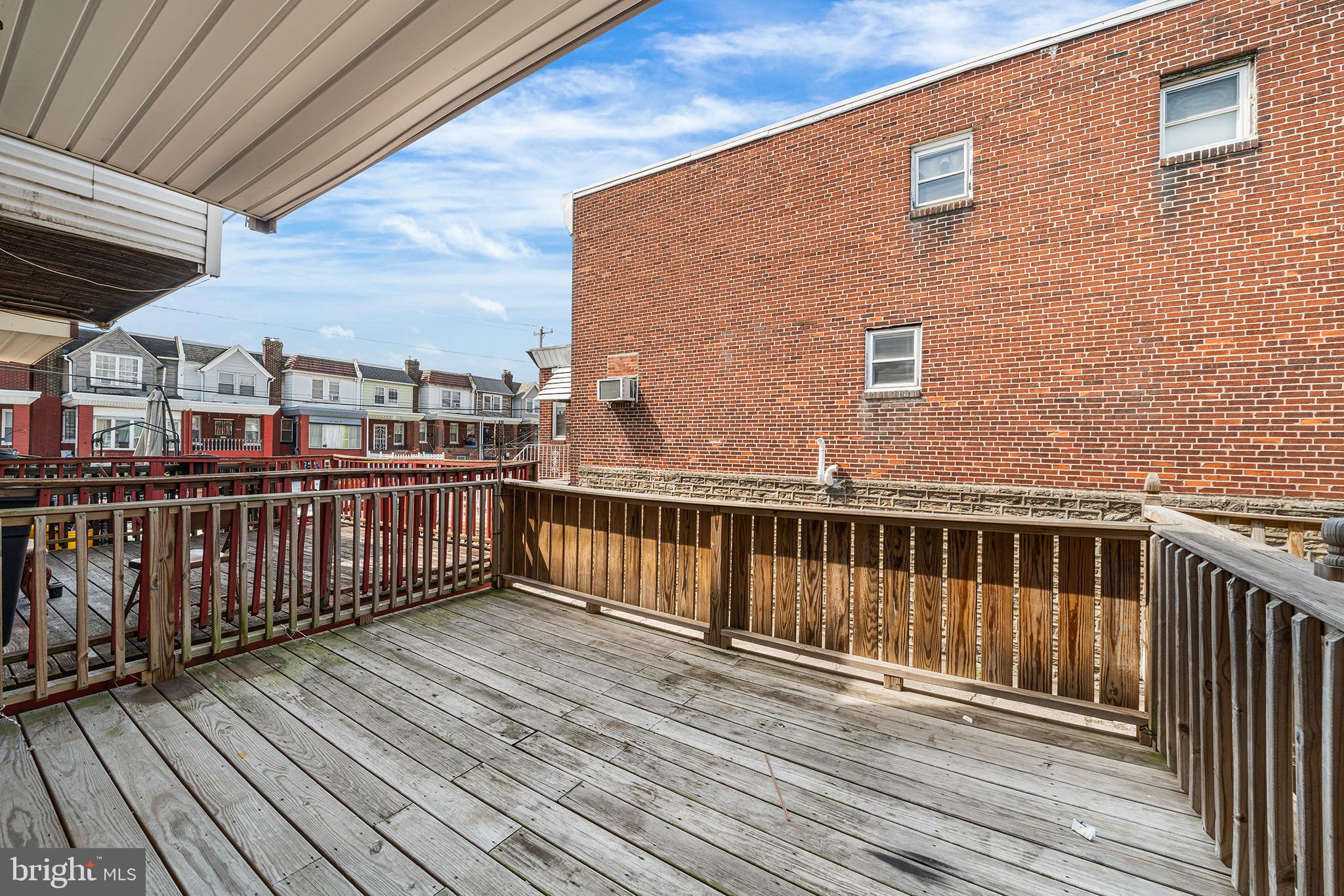 LAWNCREST - Residential