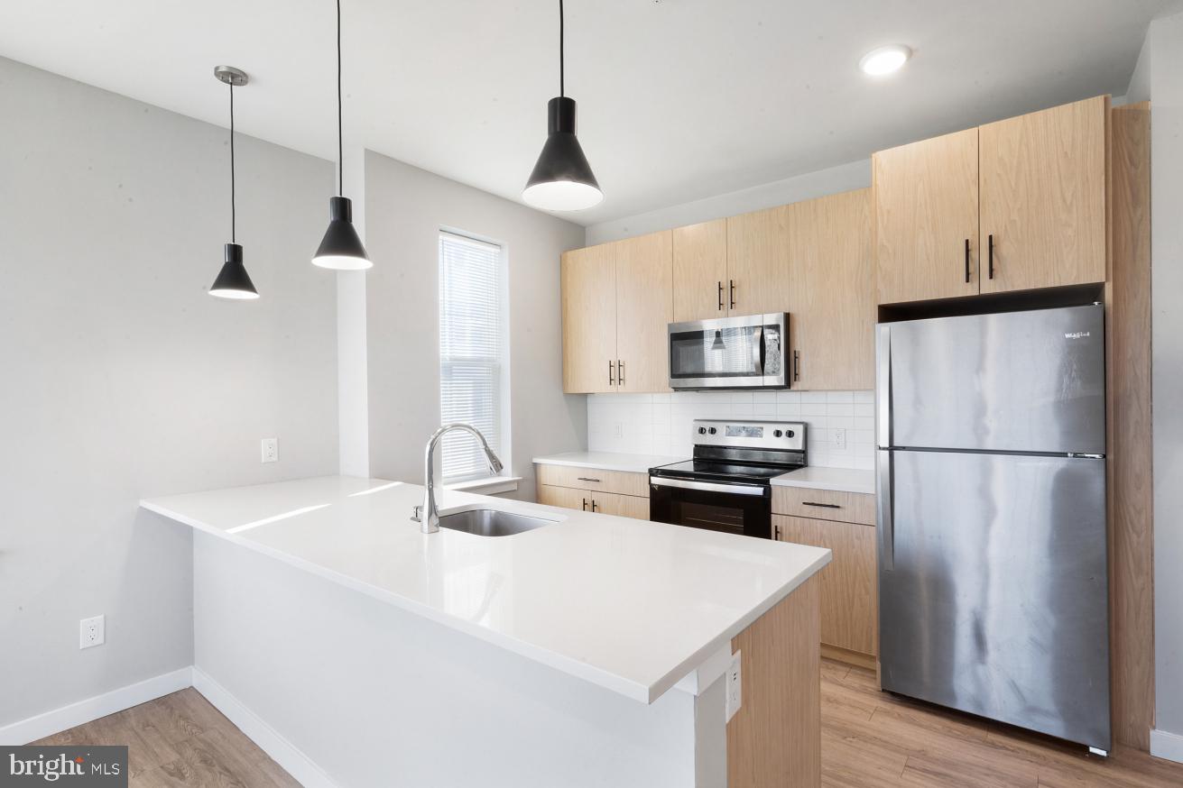 400 E OAK AVENUE 1108